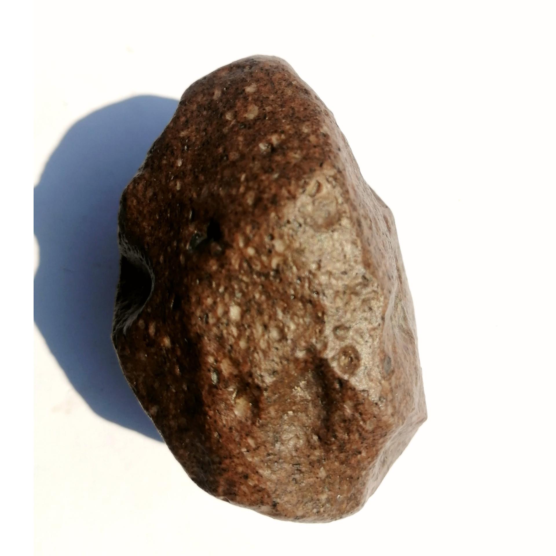 سنگ مشکوک به شهاب سنگ