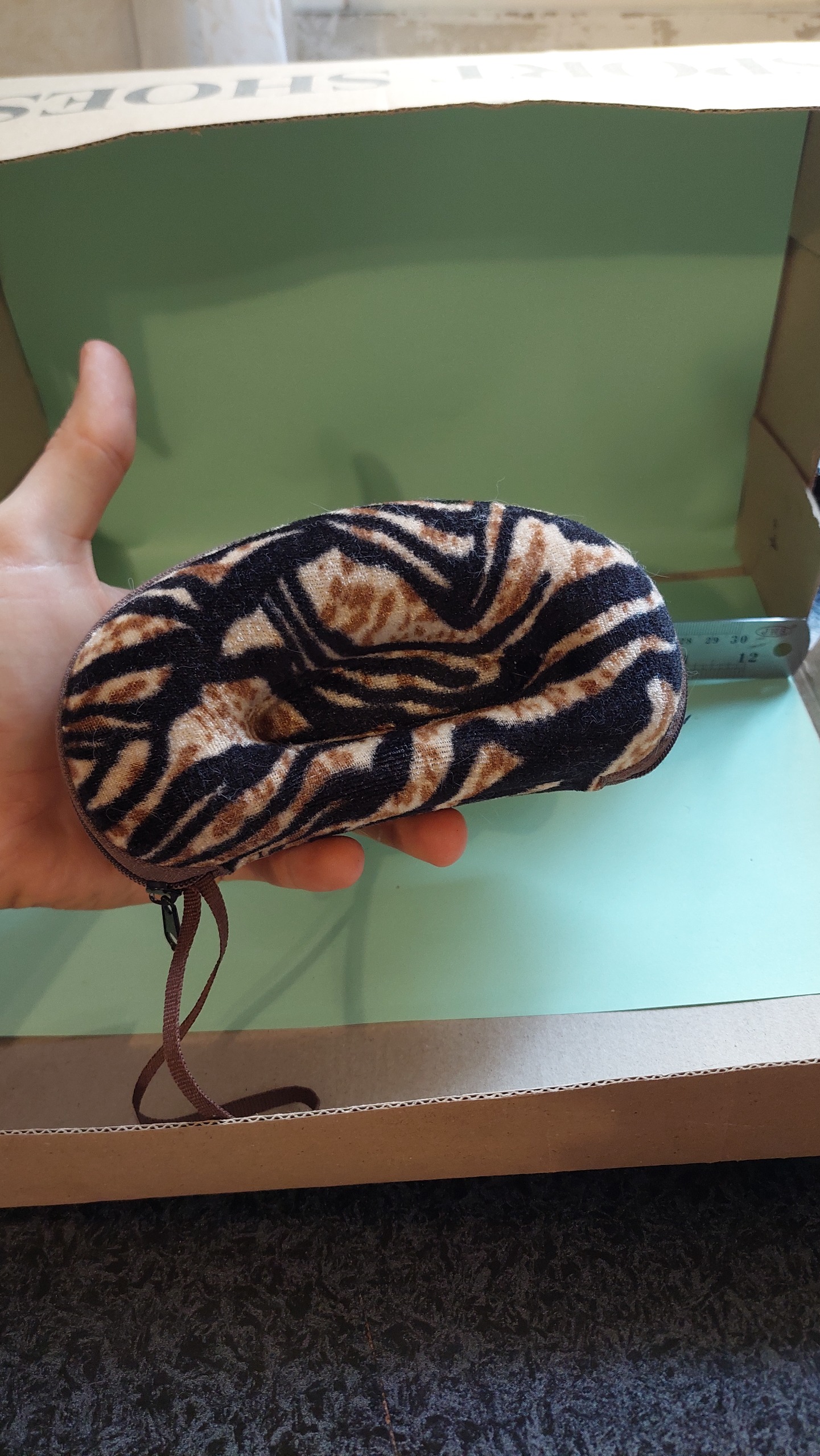 جلدعینک زیپ دار طرح پلنگی