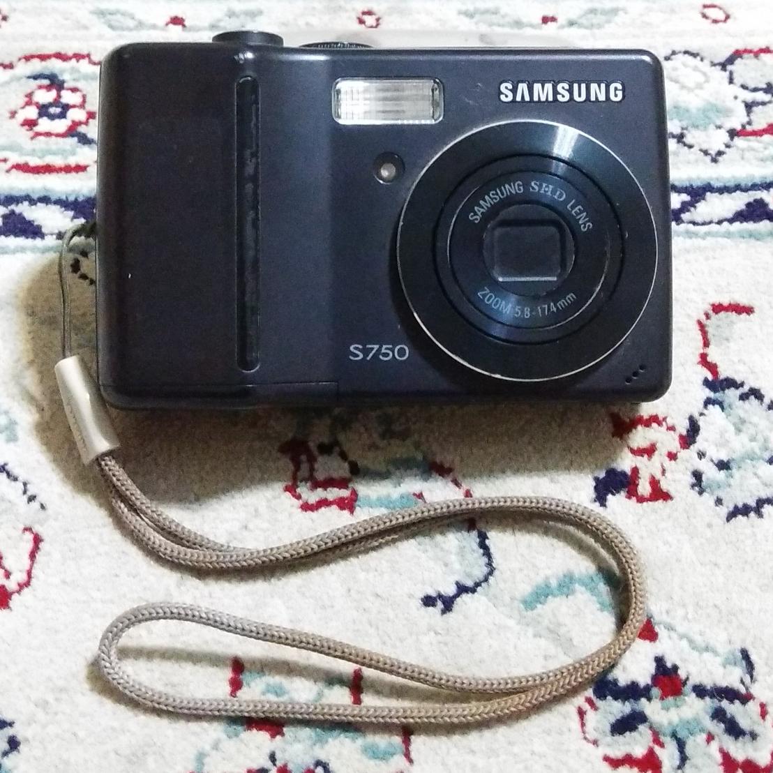 دوربین سامسونگ S750