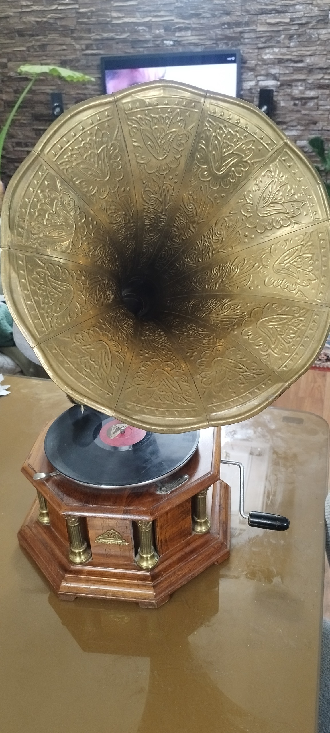 گرامافون قدیمی کوکی