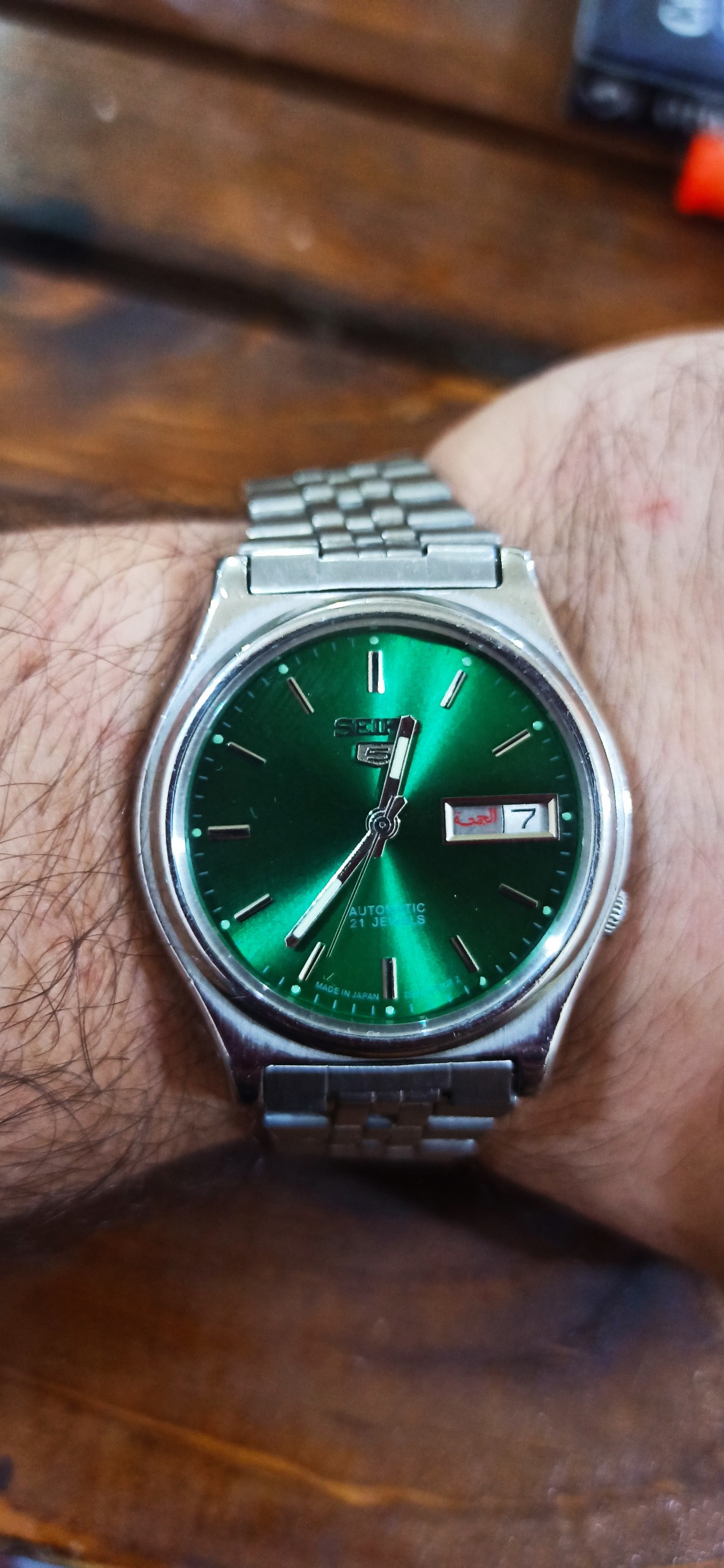 ساعت سیکو5 پشت شیشه ای سبز کمیاب