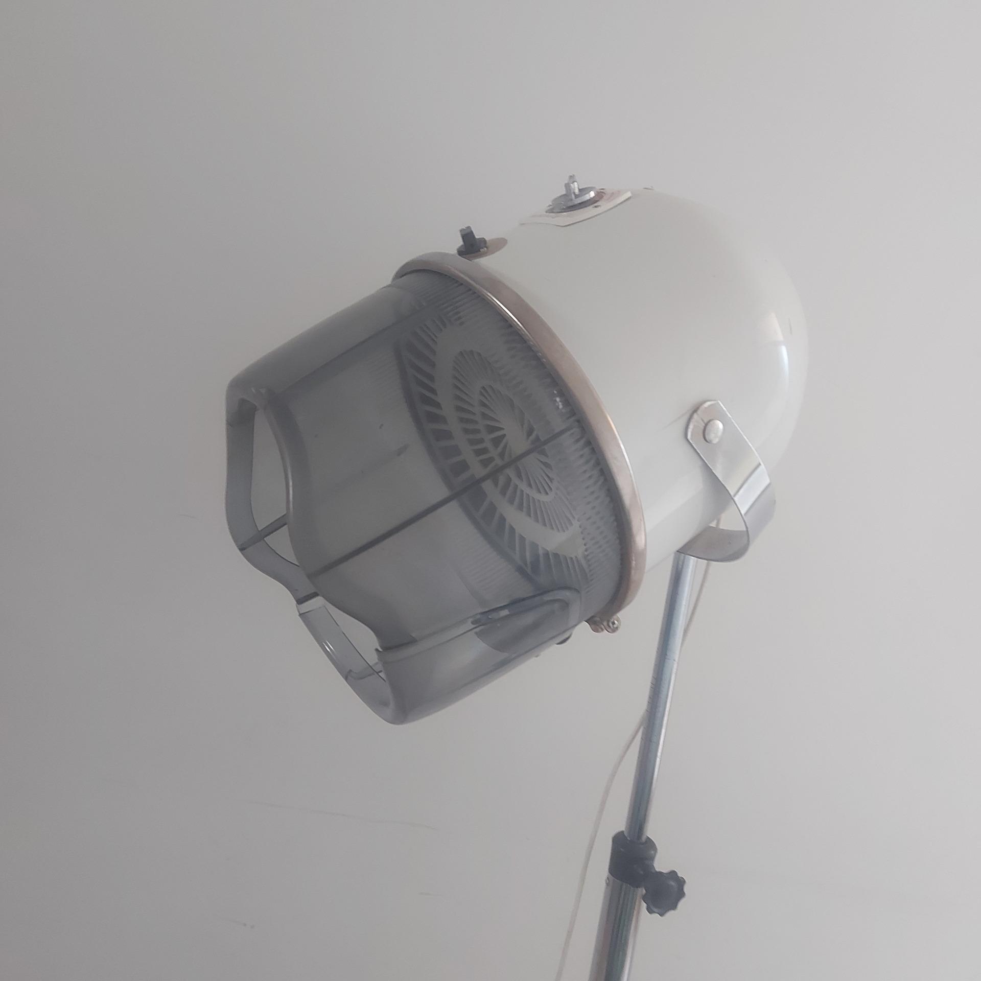 سشوار ایستاده کادوس مدل 4000