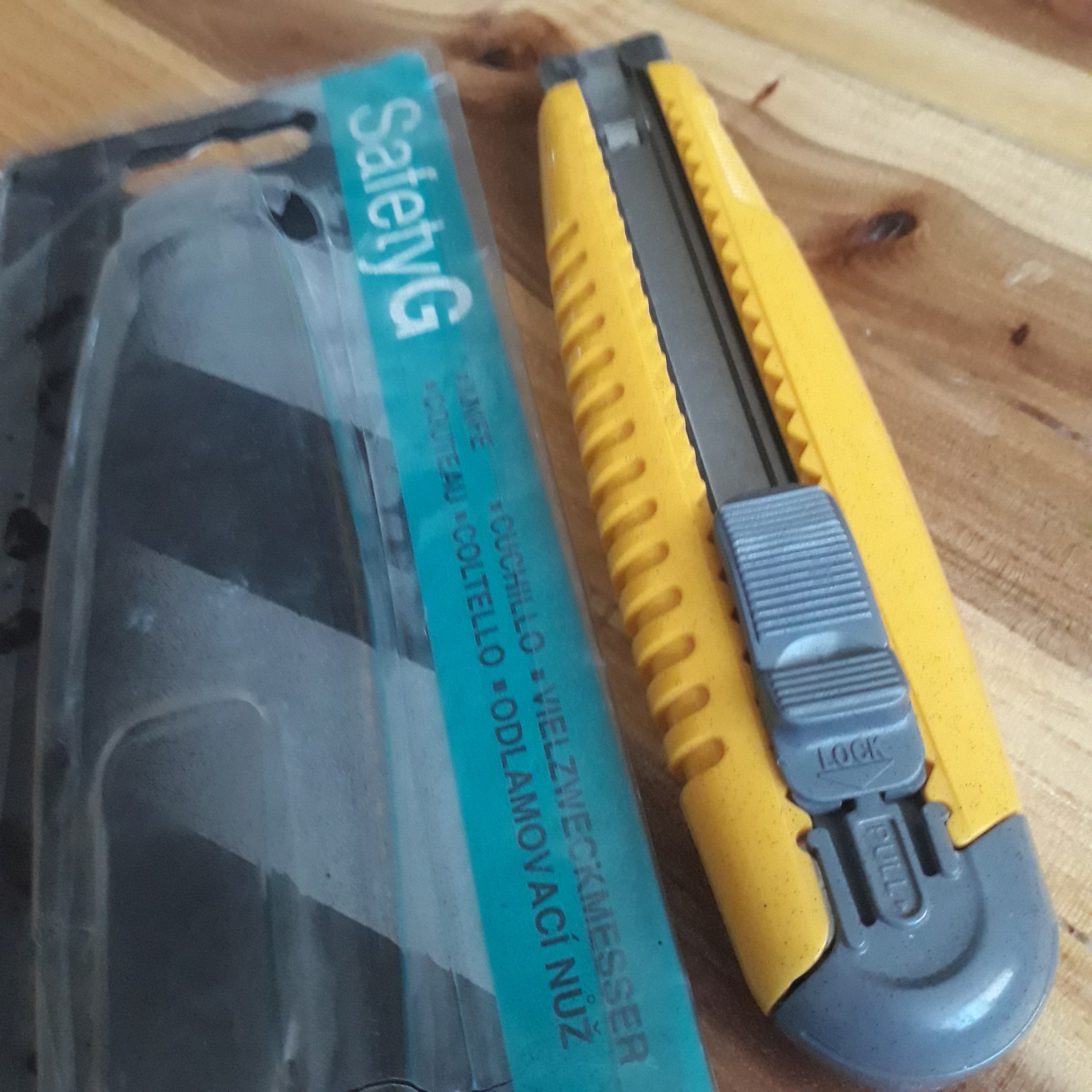 کاتر KDS مدل G 11 ژاپن کی دی اس