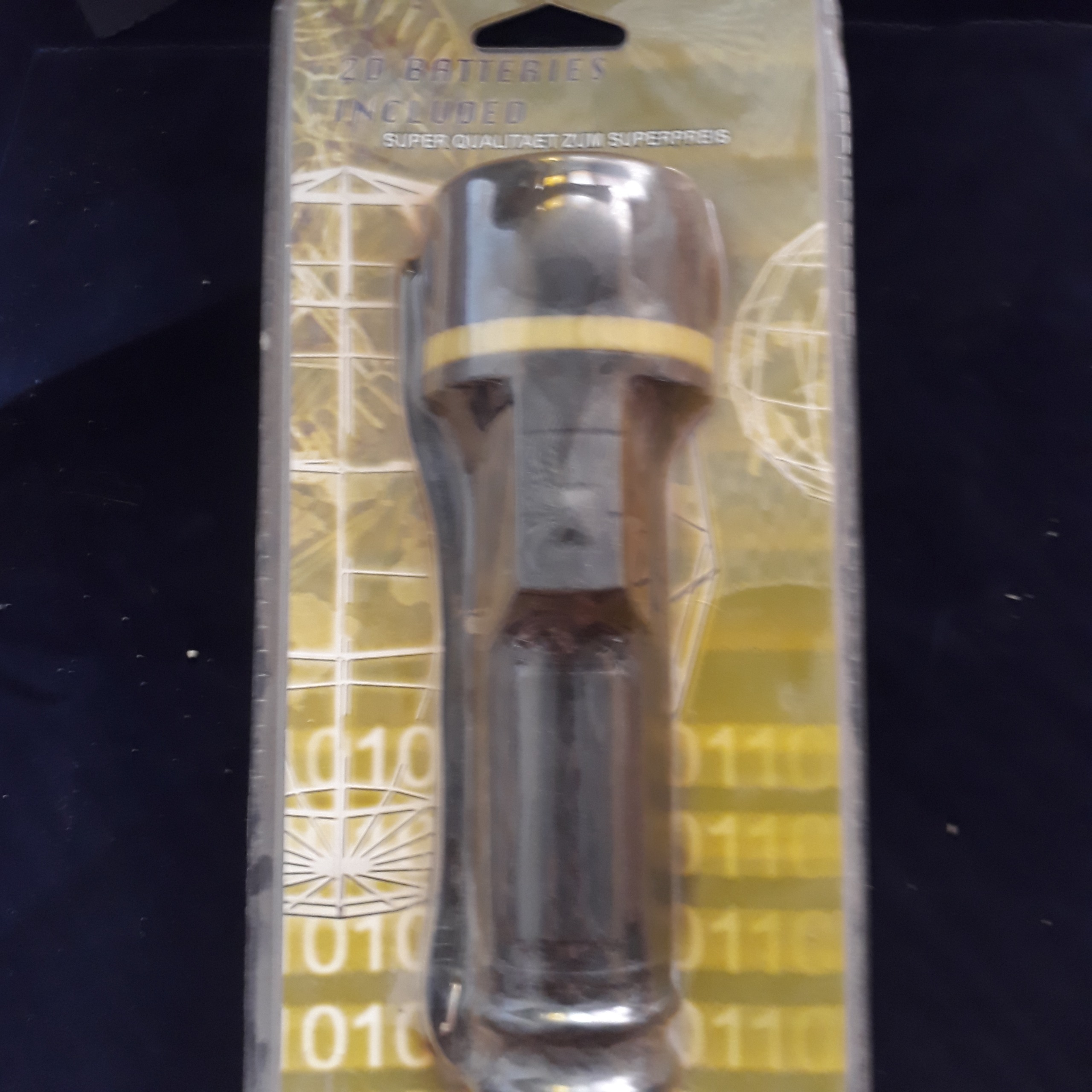 چراغ قوه باتری خور