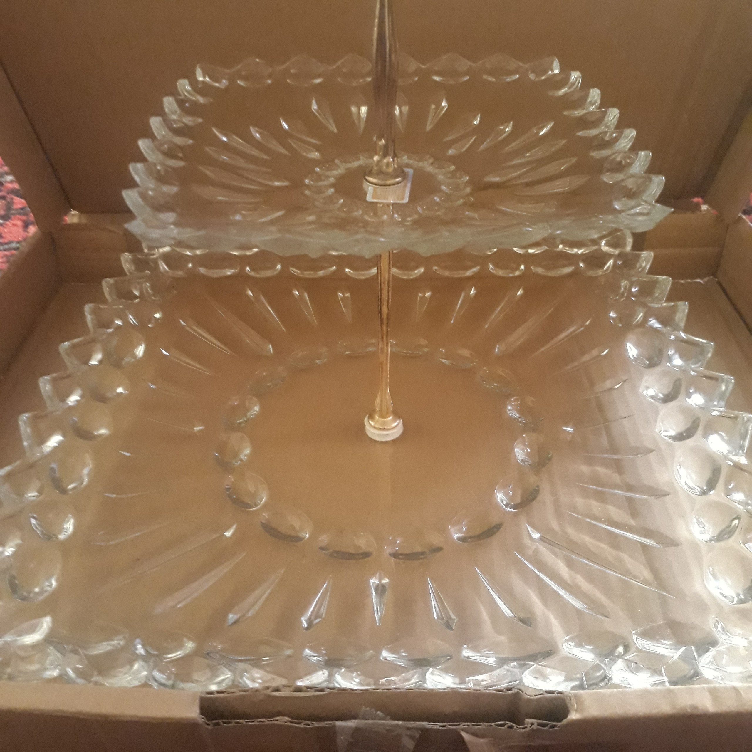 شیرینی خوری دو طبقه نو تو کارتن