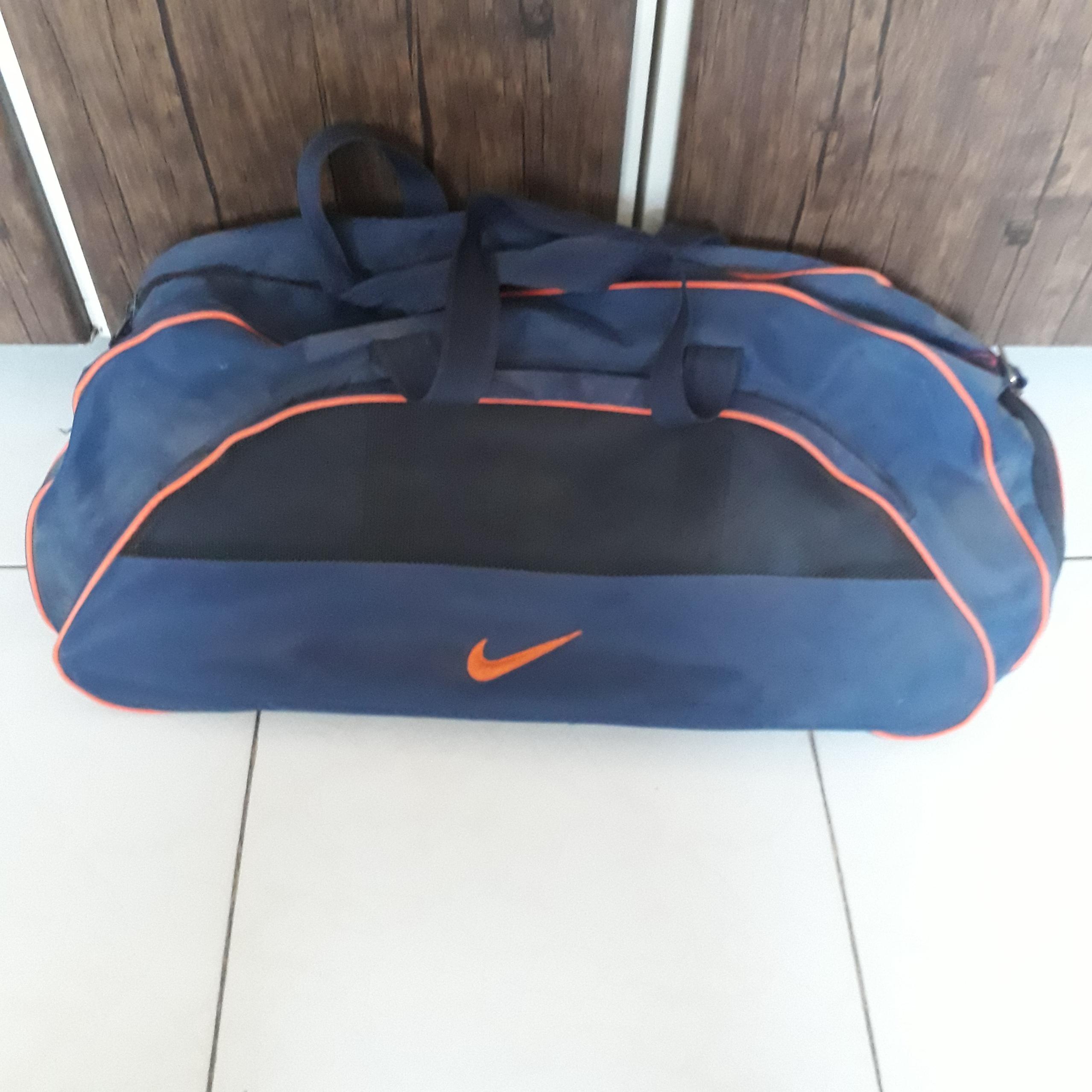 ساک ورزشی کیف ورزشی