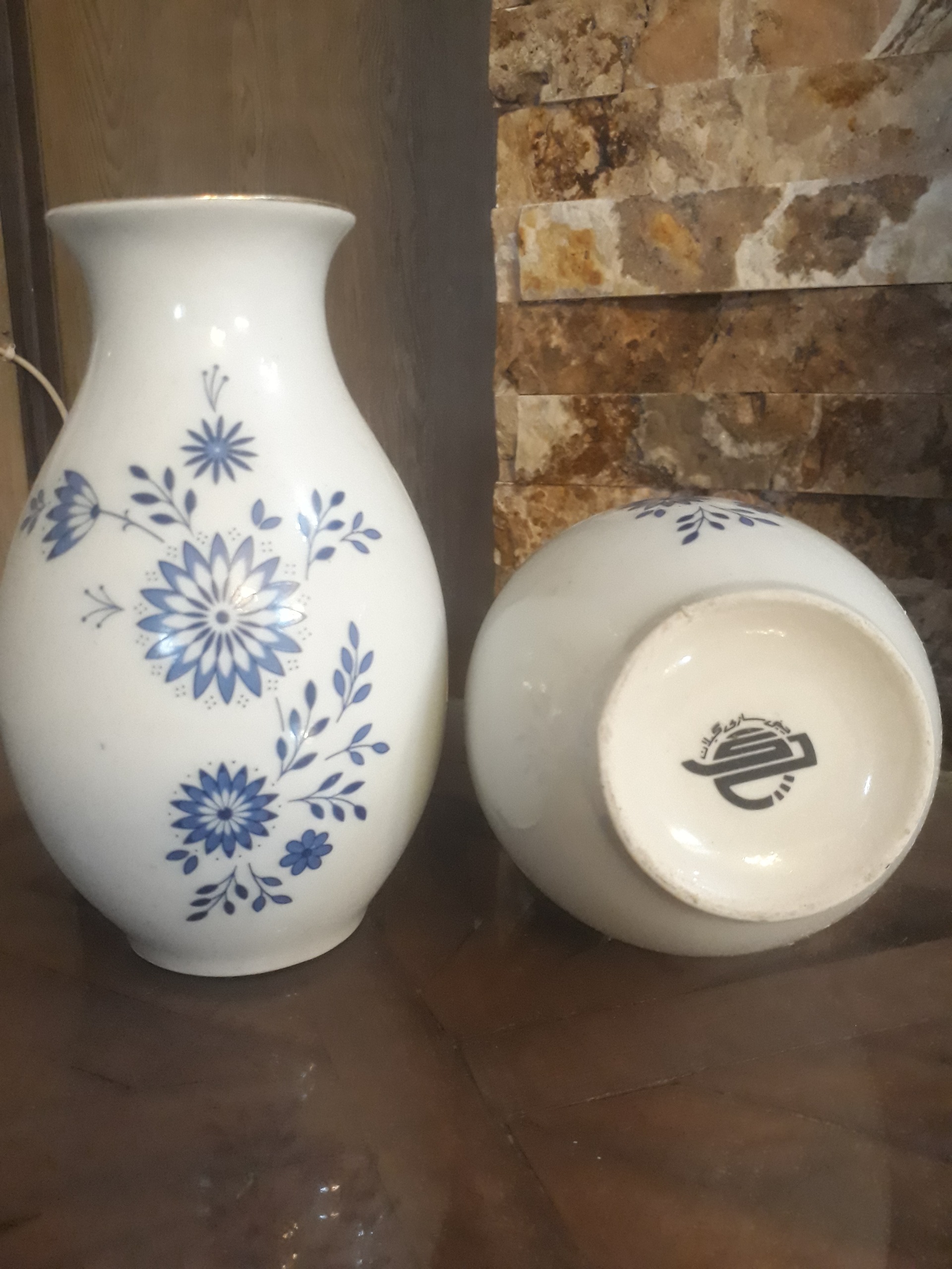 گلدان تپلی چینی قدیمی مارک گیلان