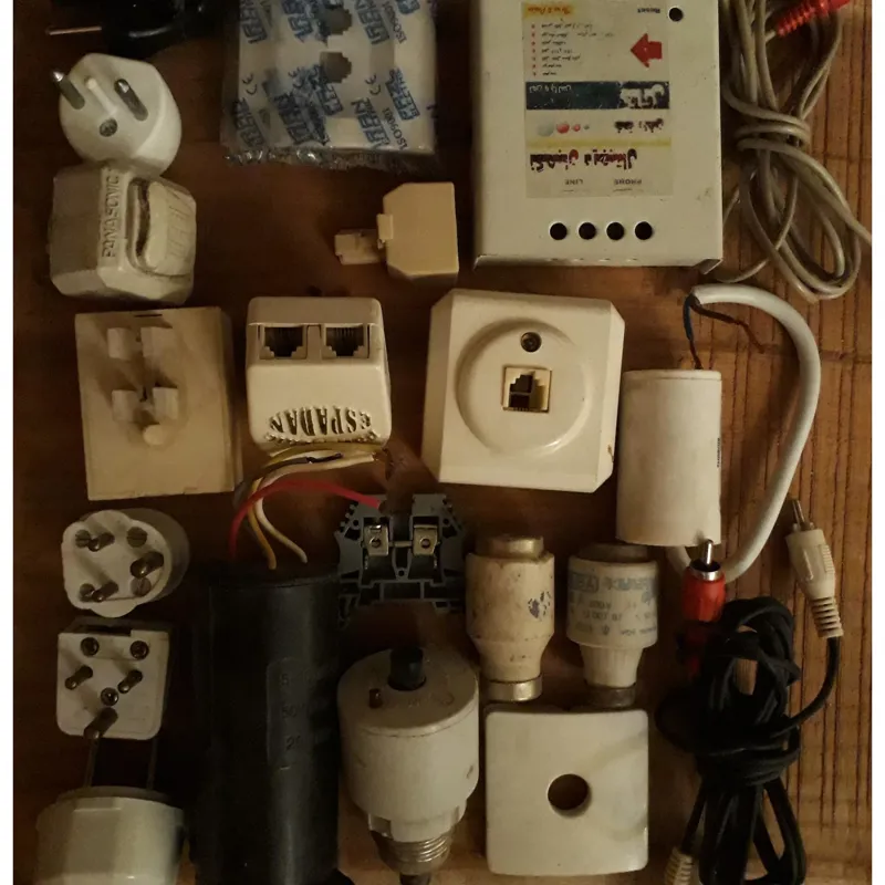 برقی فیور دو شاخه تلفن پریز در هم