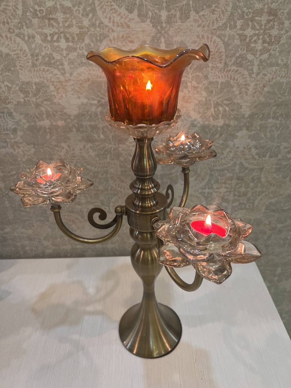 شمعدان سه شاخه برنزی قدیمی