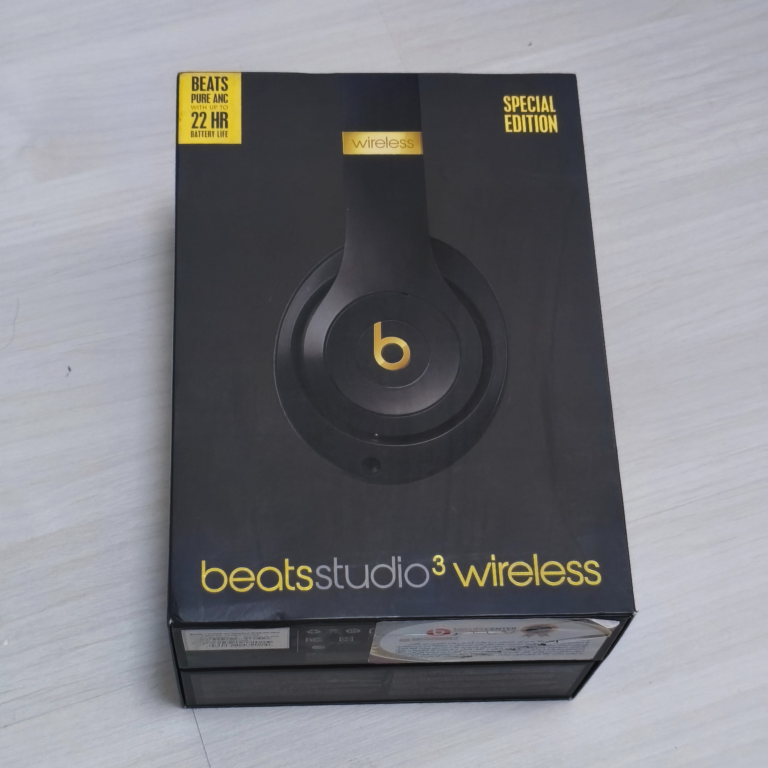 هدفون اوریجینال Beats Studio 3 (ساخت آمریکا)
