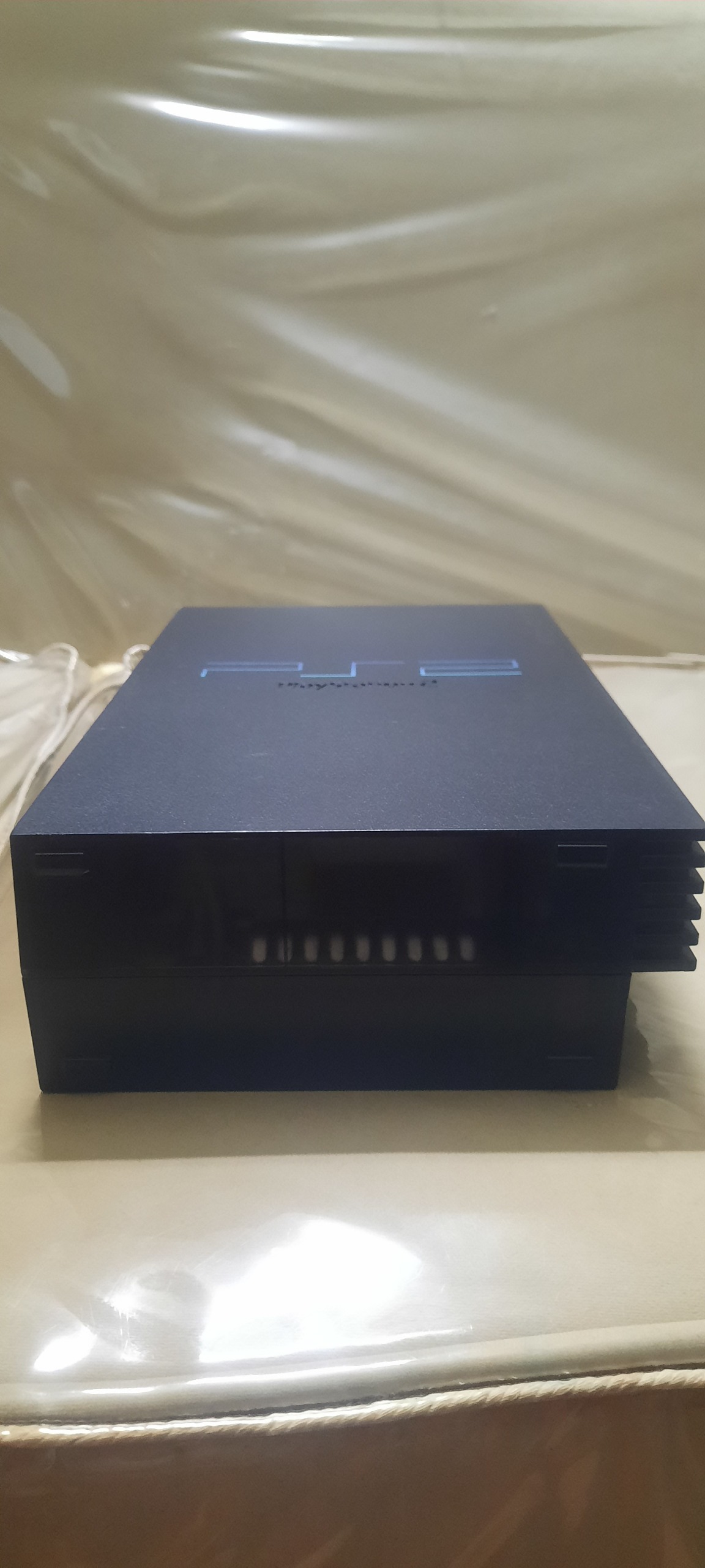 ps2 مشکی شیشه ای و سفید