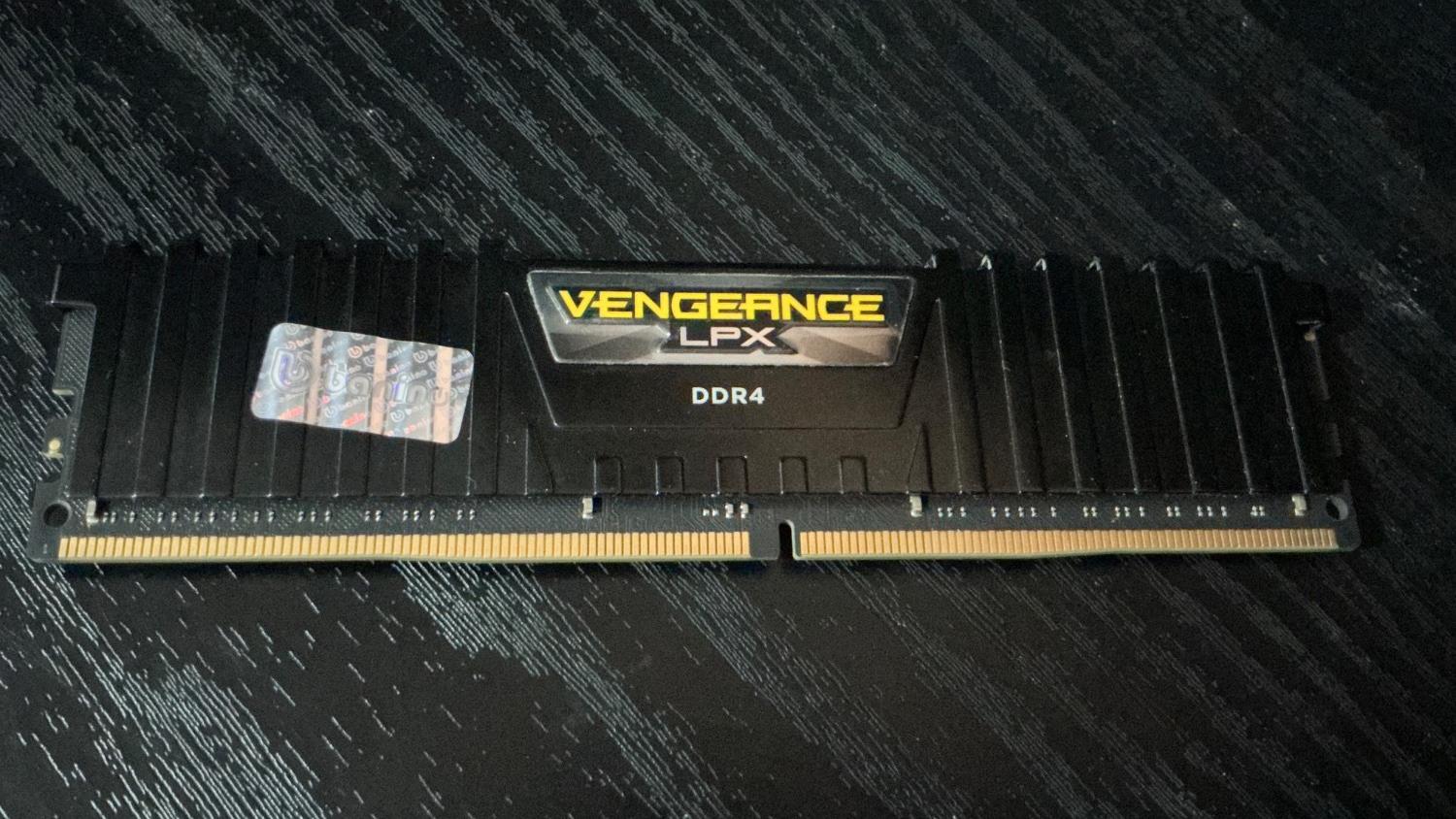 رم corsair 16gb 3200