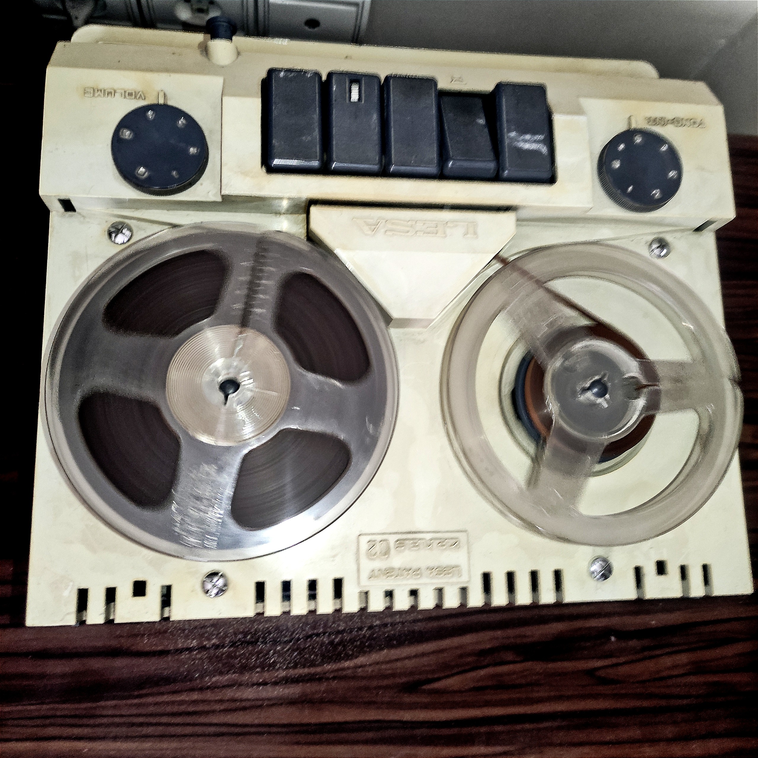 ضبط صوت LESA Renas C2 Vintage دهه 60 میلادی