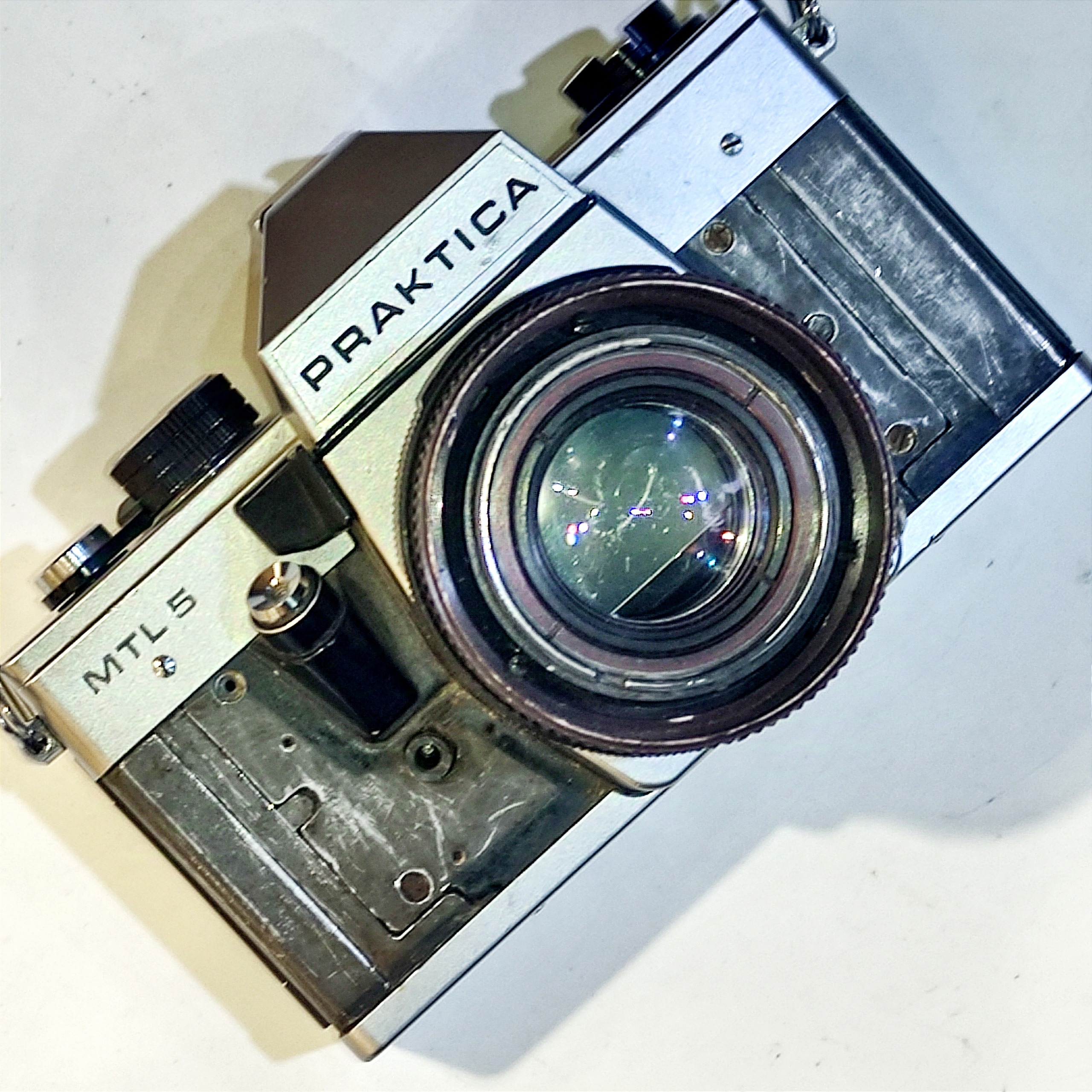 دوربین پراکتیکا MTL5 و لنز F1٫8 زایس50mm