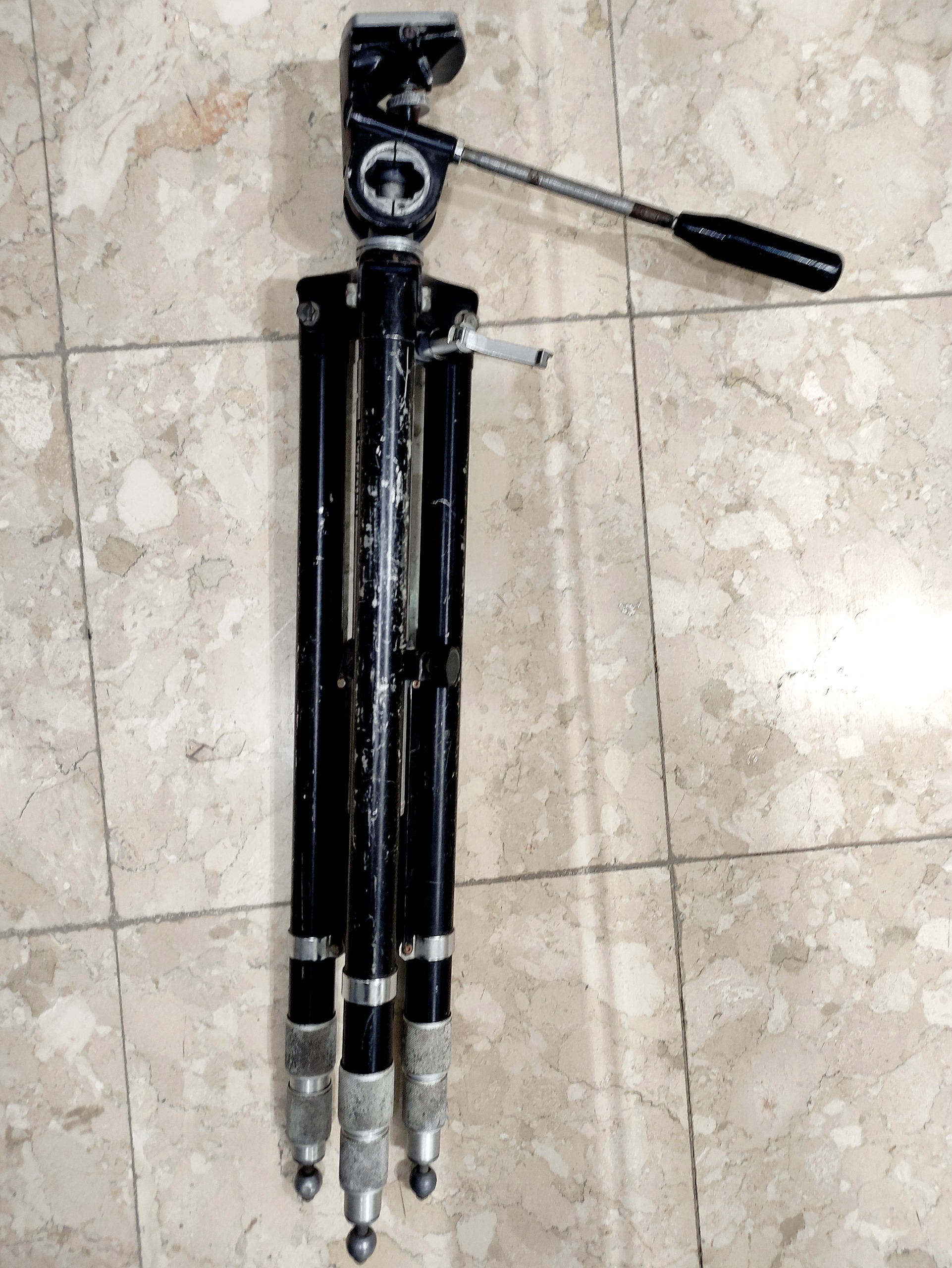 سه پایه سنگین Slik اسلیک Master Pro II قدیمی