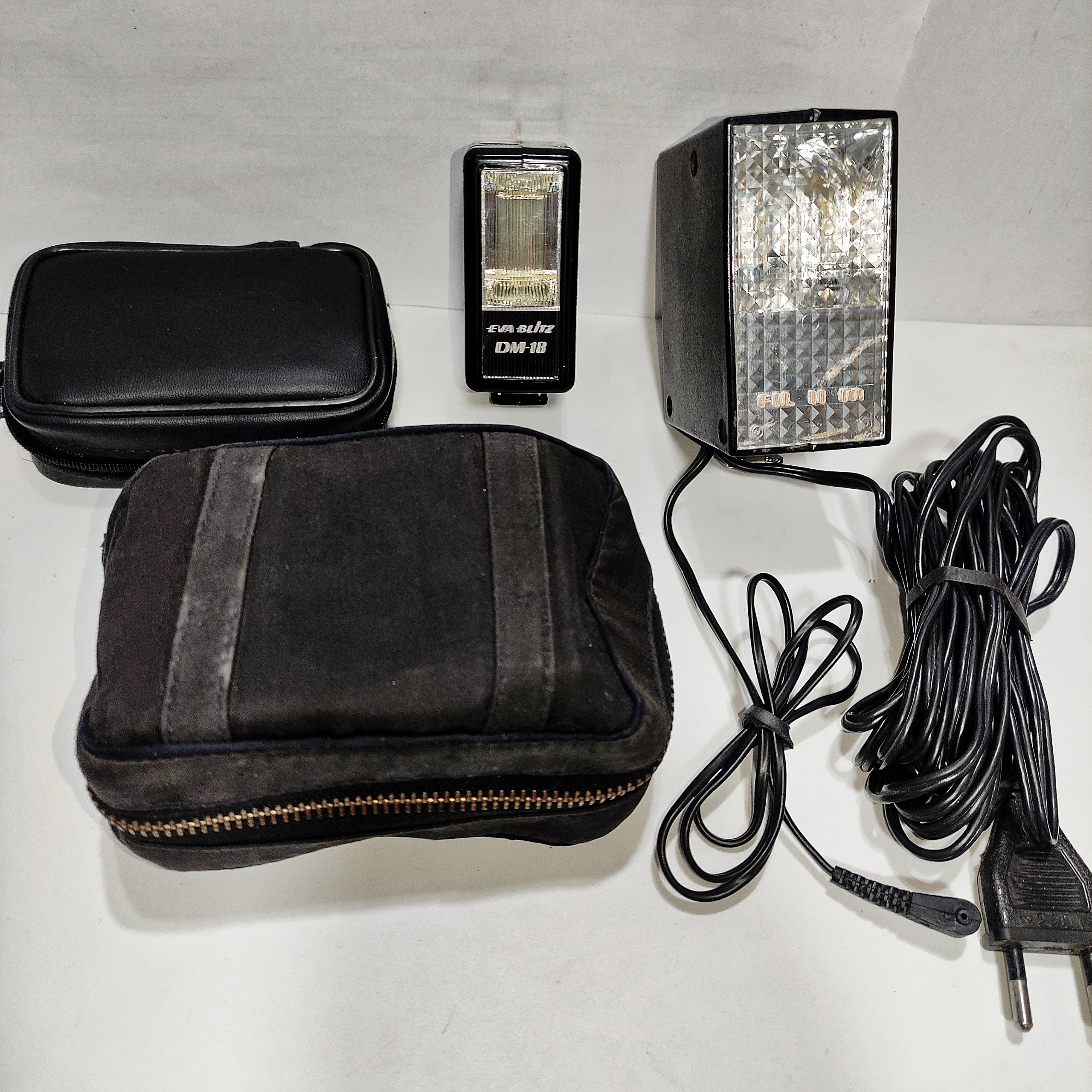 2 فلاش عکاسی برق مستقیم