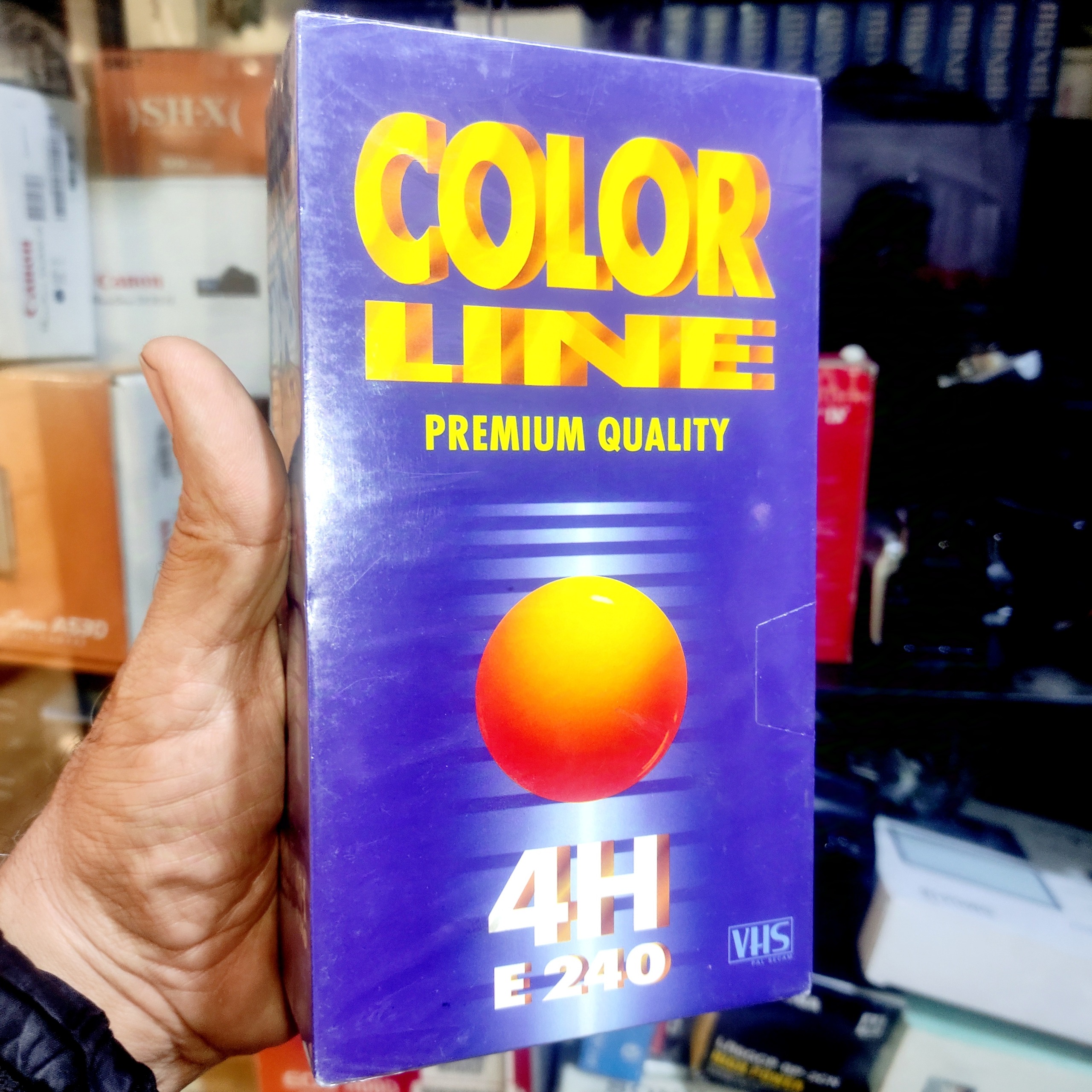 دو حلقه نوار خام 4 ساعت VHS