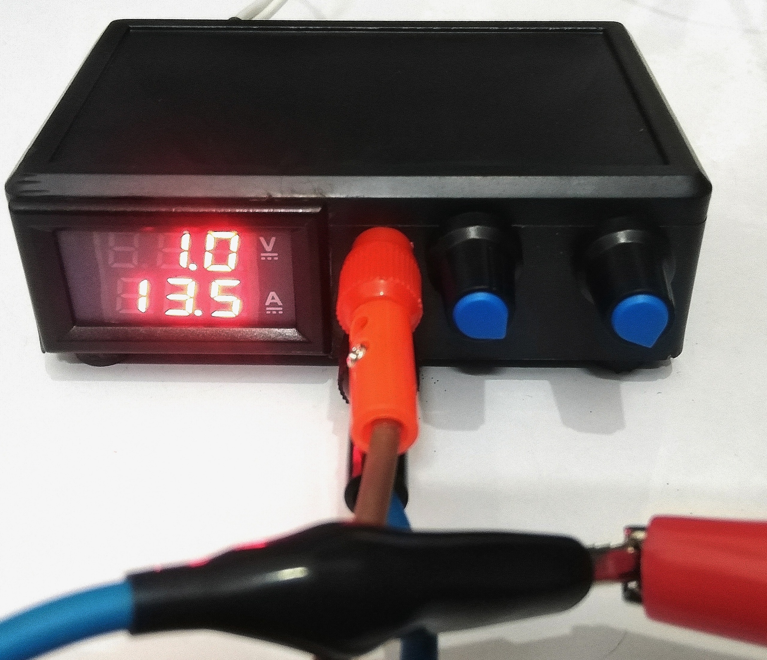 تغذیه 10 آمپر 35 ولت متغیر هم جریان هم ولت