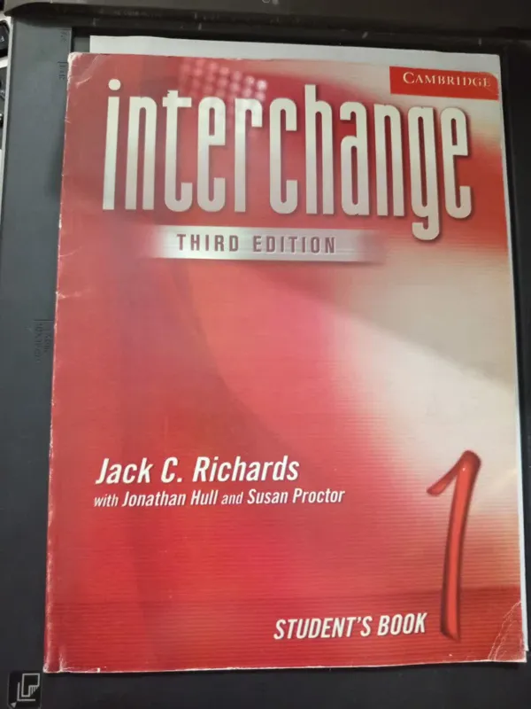 کتاب آموزش زبان انگلیسیinterchange