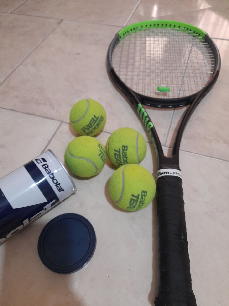 راکت تنیس مدل wilson blade 101l v7 274g