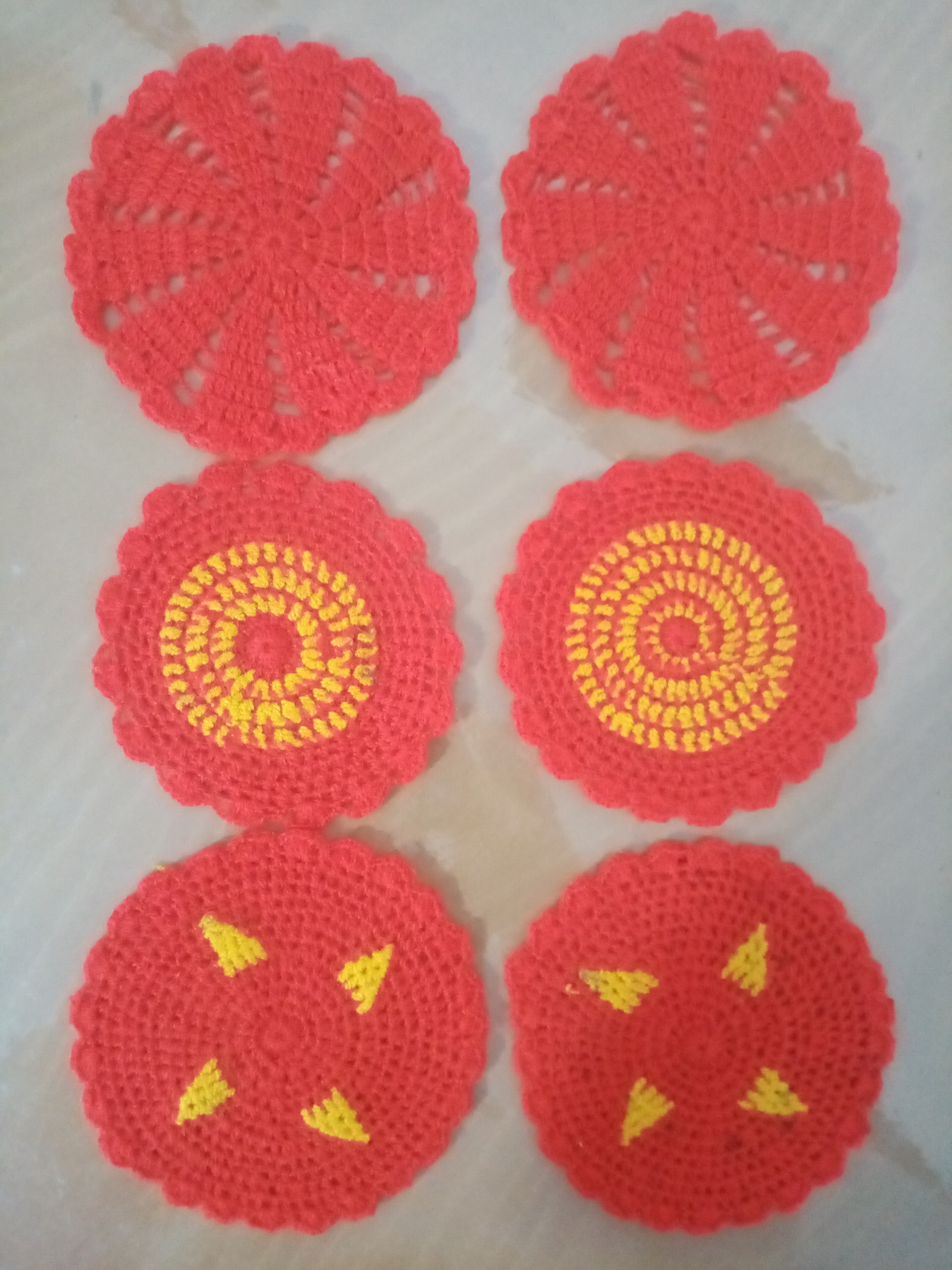 زیر بشقابی قلاب بافی (صنایع دستی قدیمی)