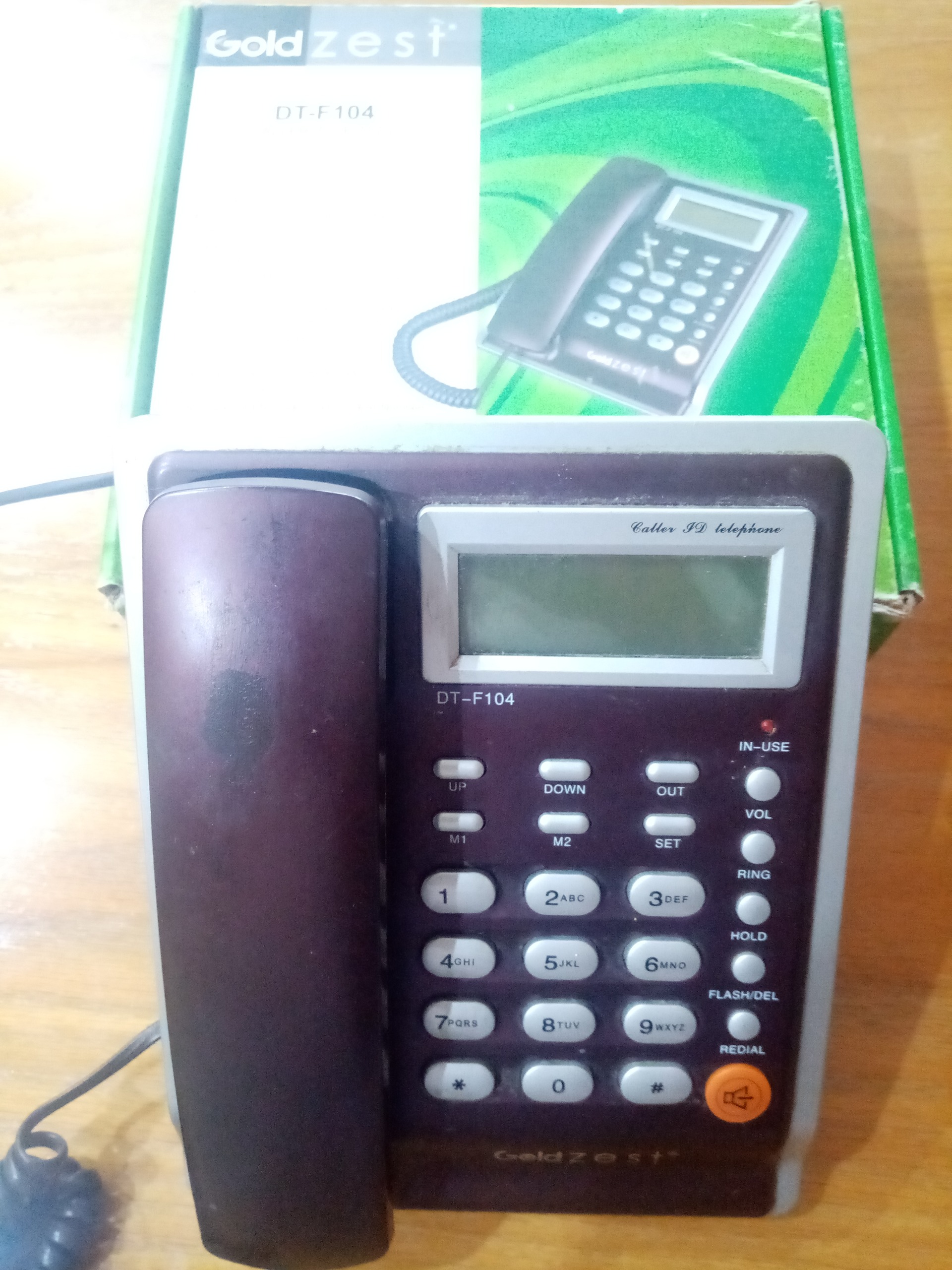 تلفن رومیزی گلد زست