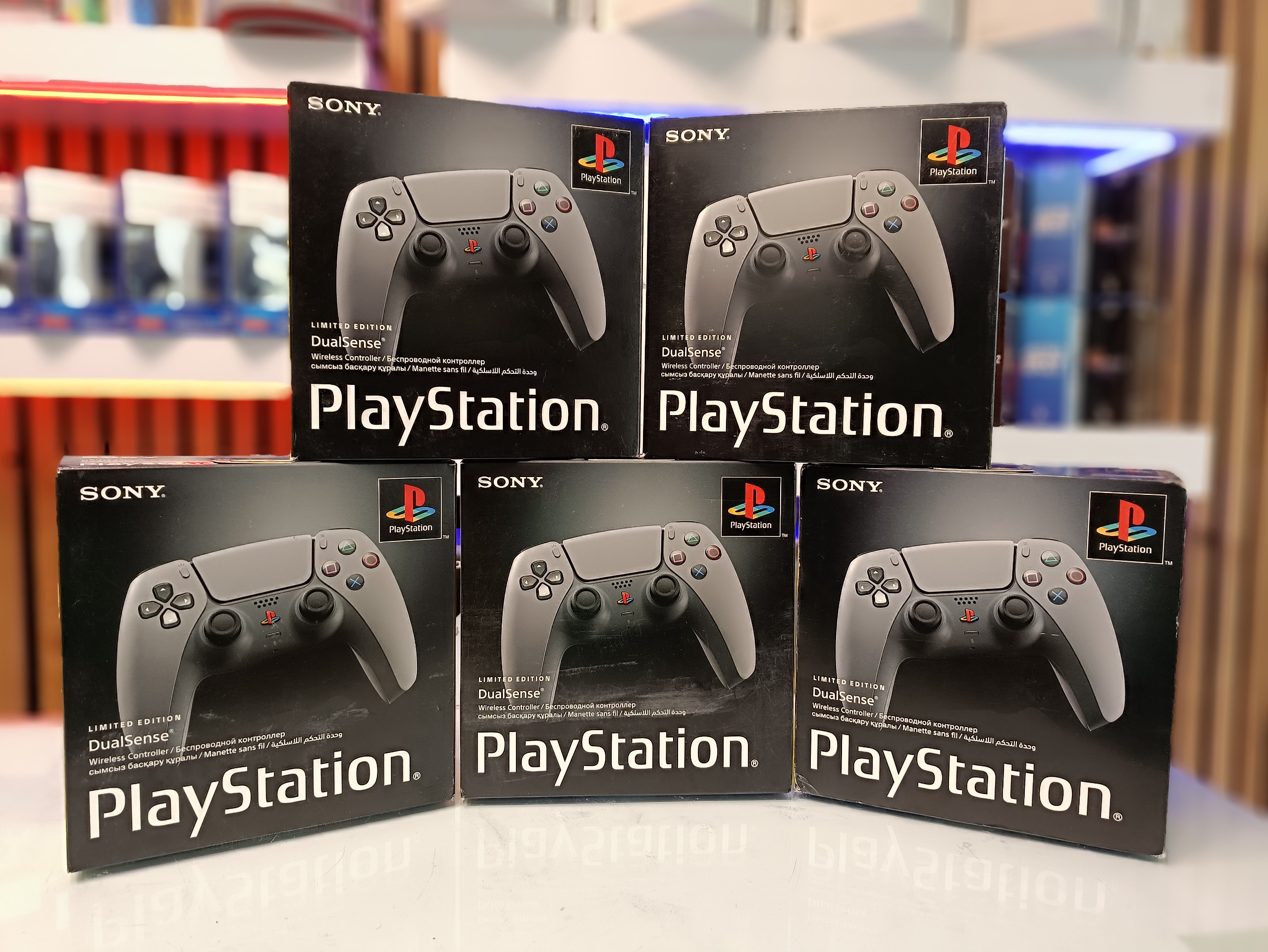 DualSense Limited 30th Anniversary