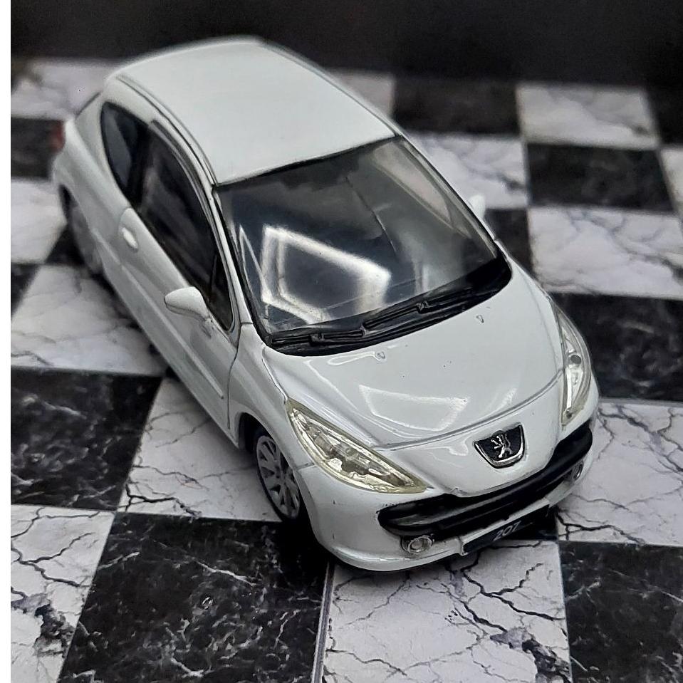 ماکت پژو 207 ویلی تولید قدیم