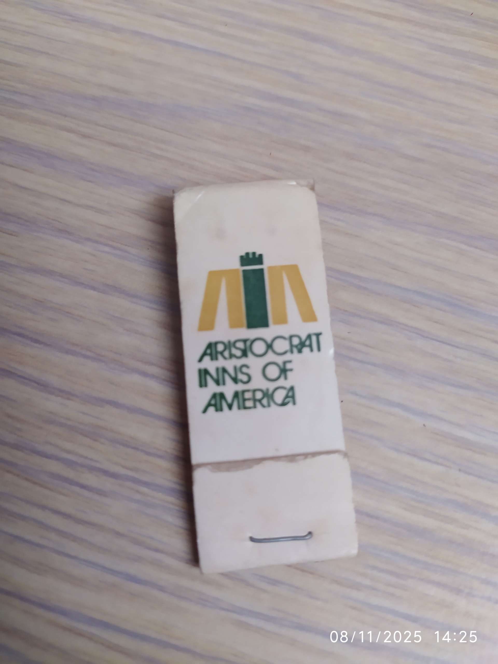 کبریت جیبی خارجی سایز کوچک