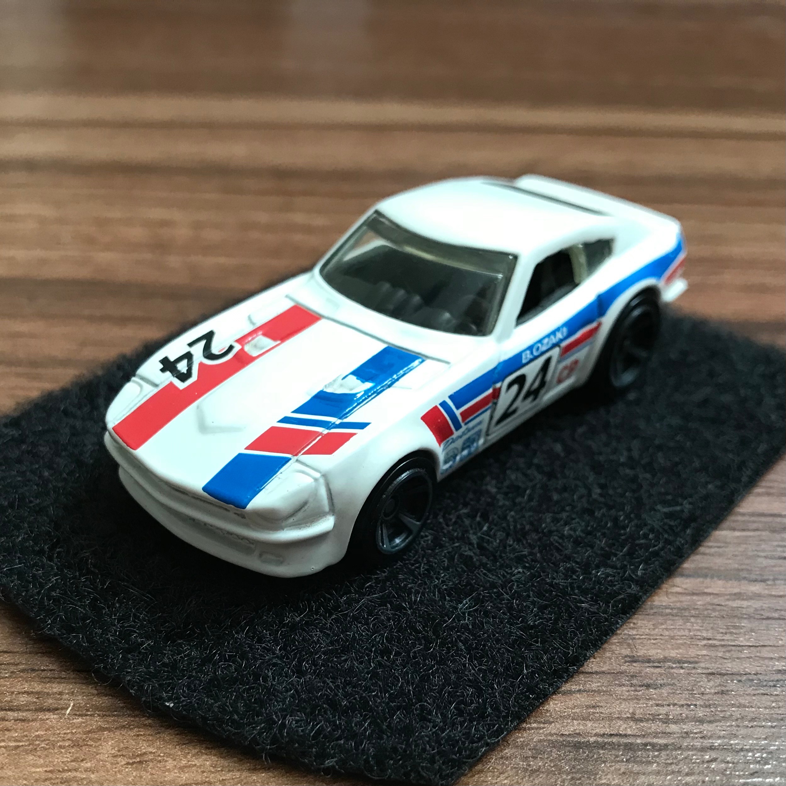 ماشین فلزی هات ویلز مدل Datsun 240z