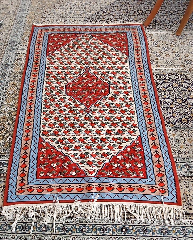 گلیم دست باف دورو