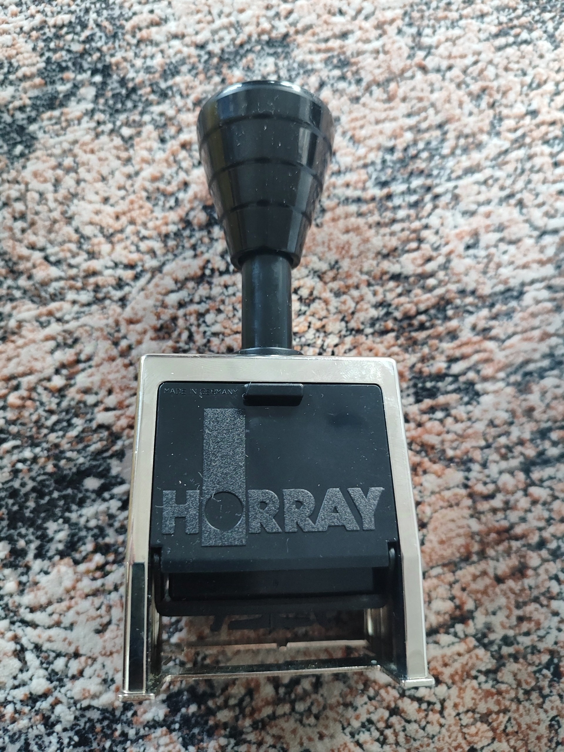 شماره زن بزرگ آلمانی HORRAY فارسی 6رقم