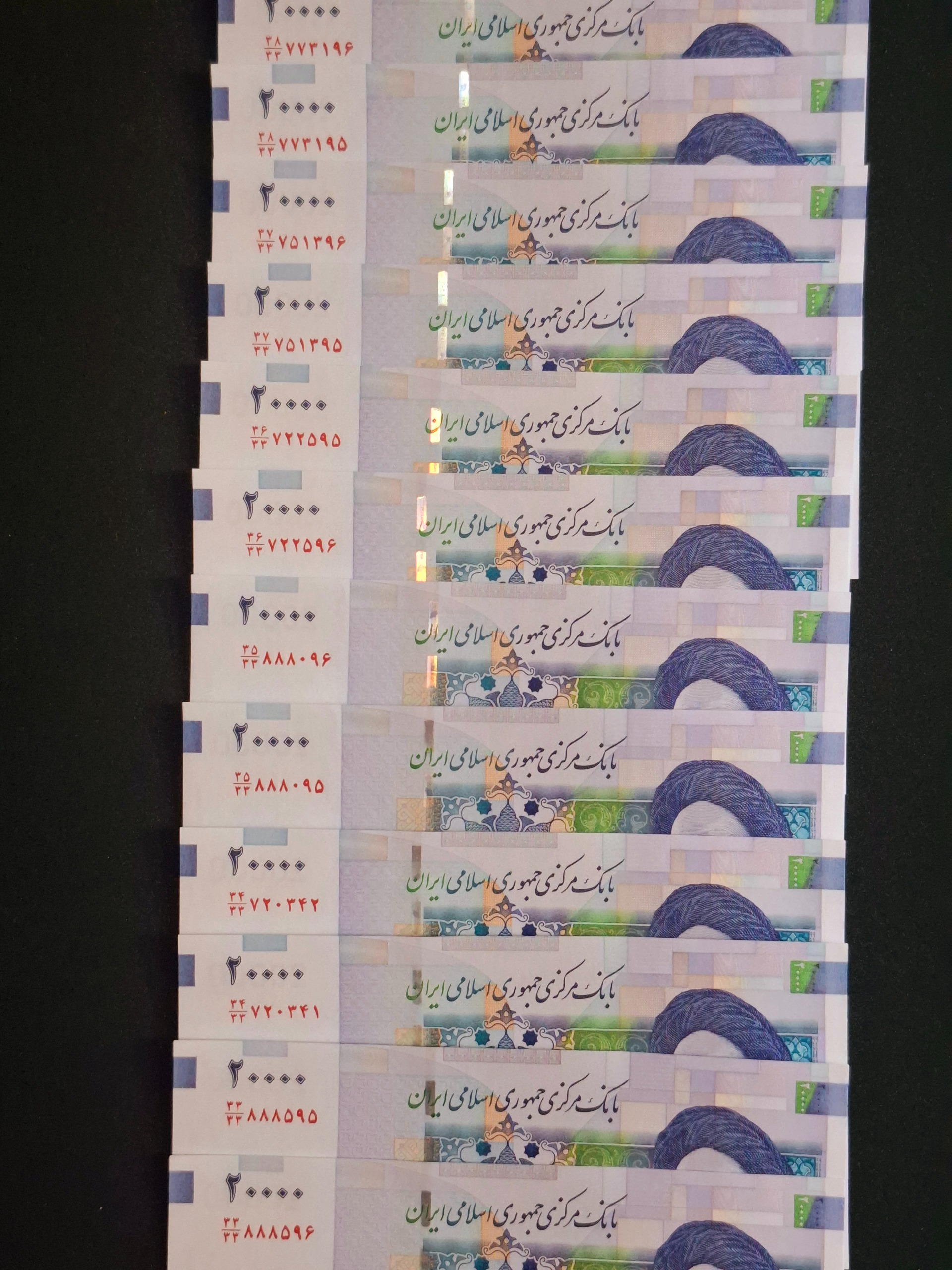 12 جفت اسکناس ارزشمند جایگزین