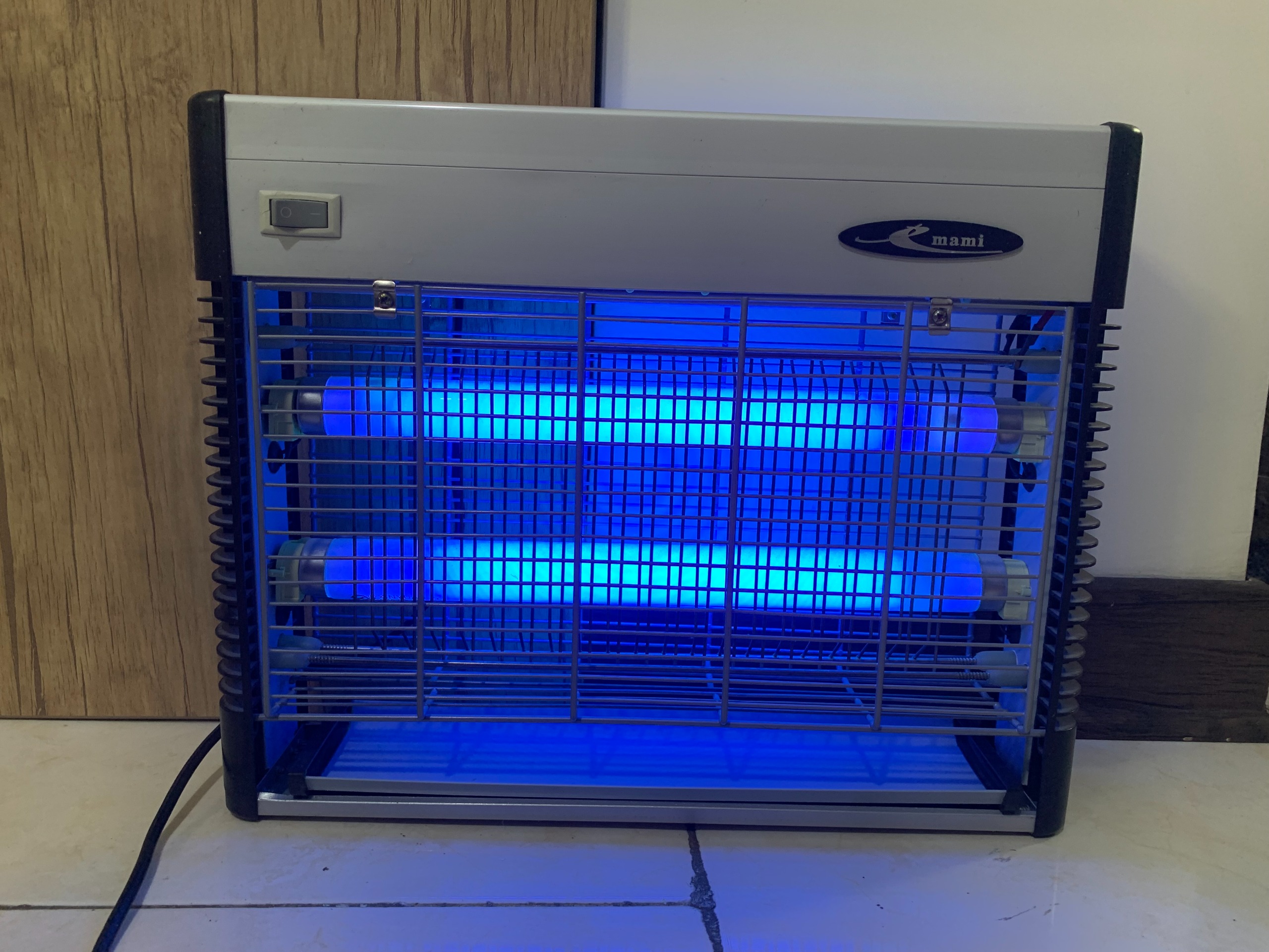 حشره کش برقی