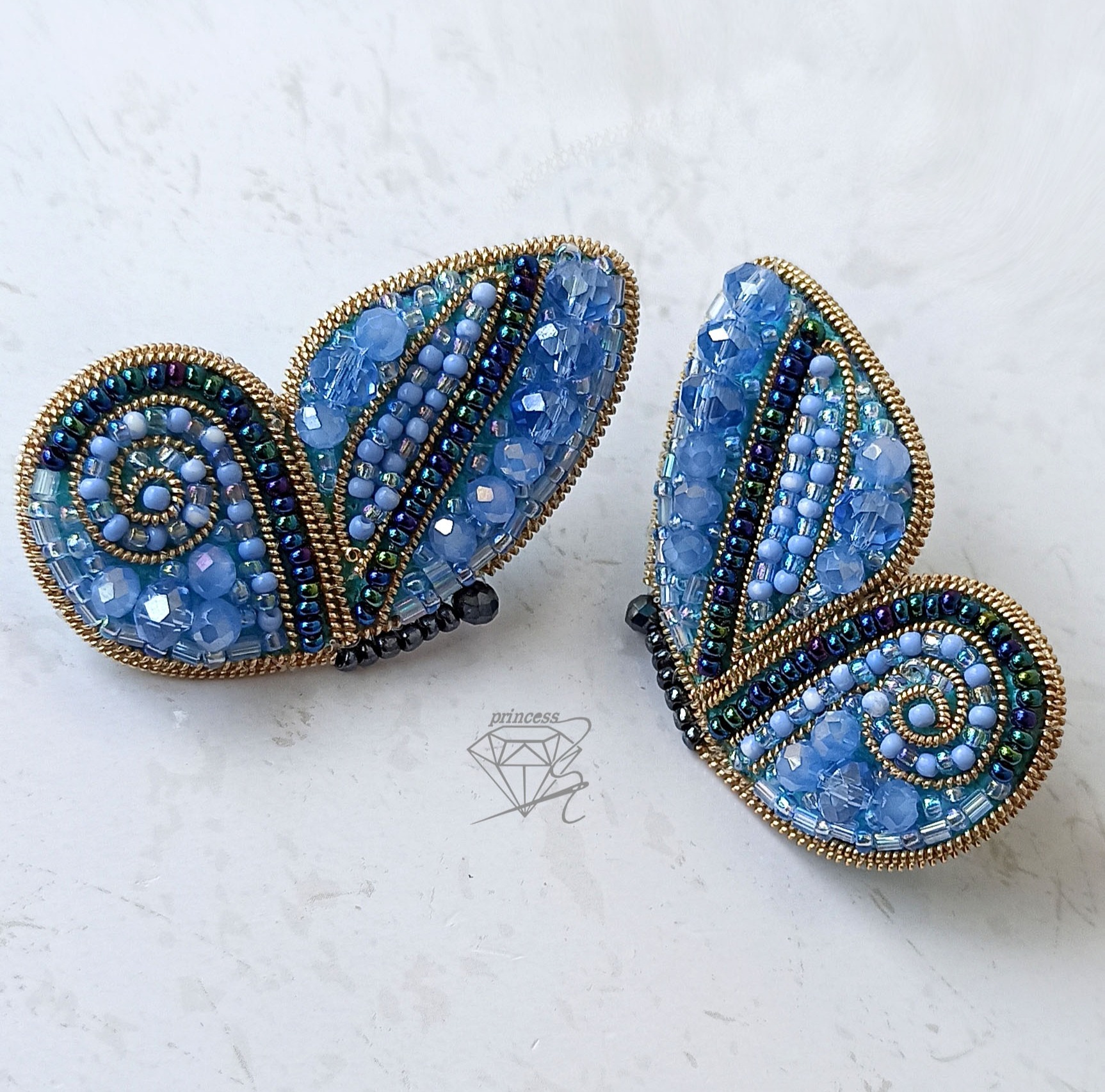 گوشواره جواهردوزی پروانه ای