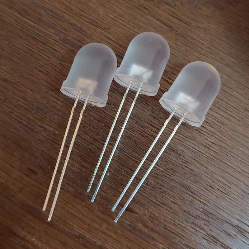 LED آبی مات 10 میل تایوانی (بسته 120 عددی)