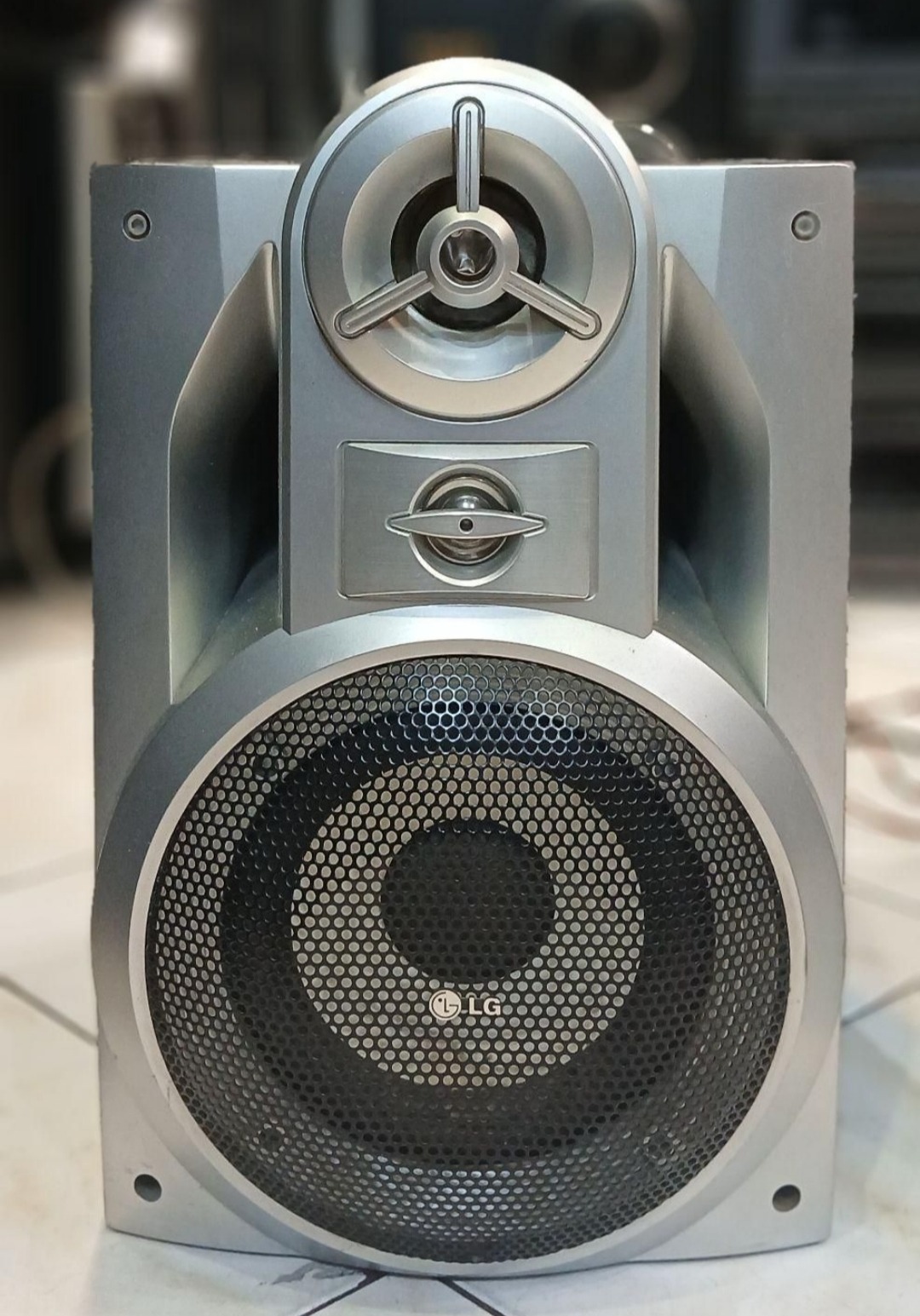 باند 100 وات rms Lg