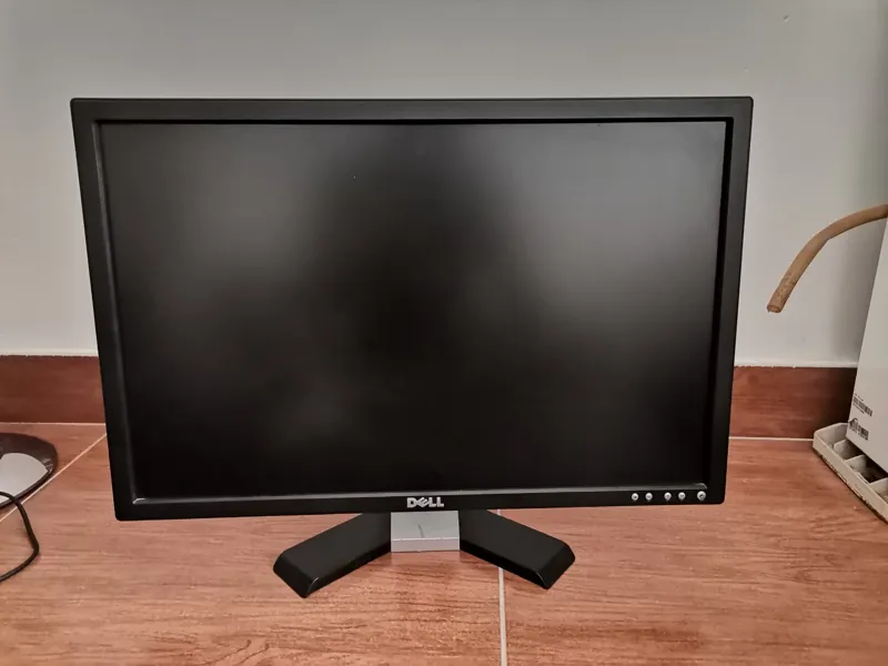 مانیتور 22 اینچ Dell 22wfp