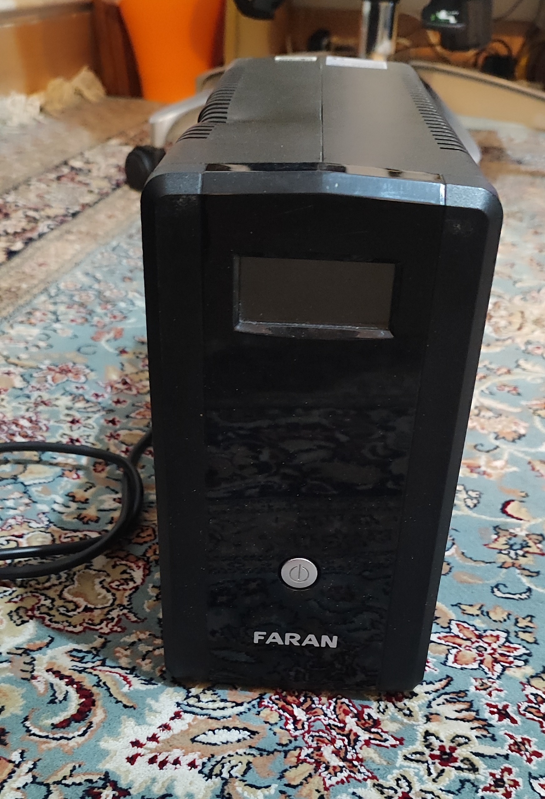 یو پی اس فاران