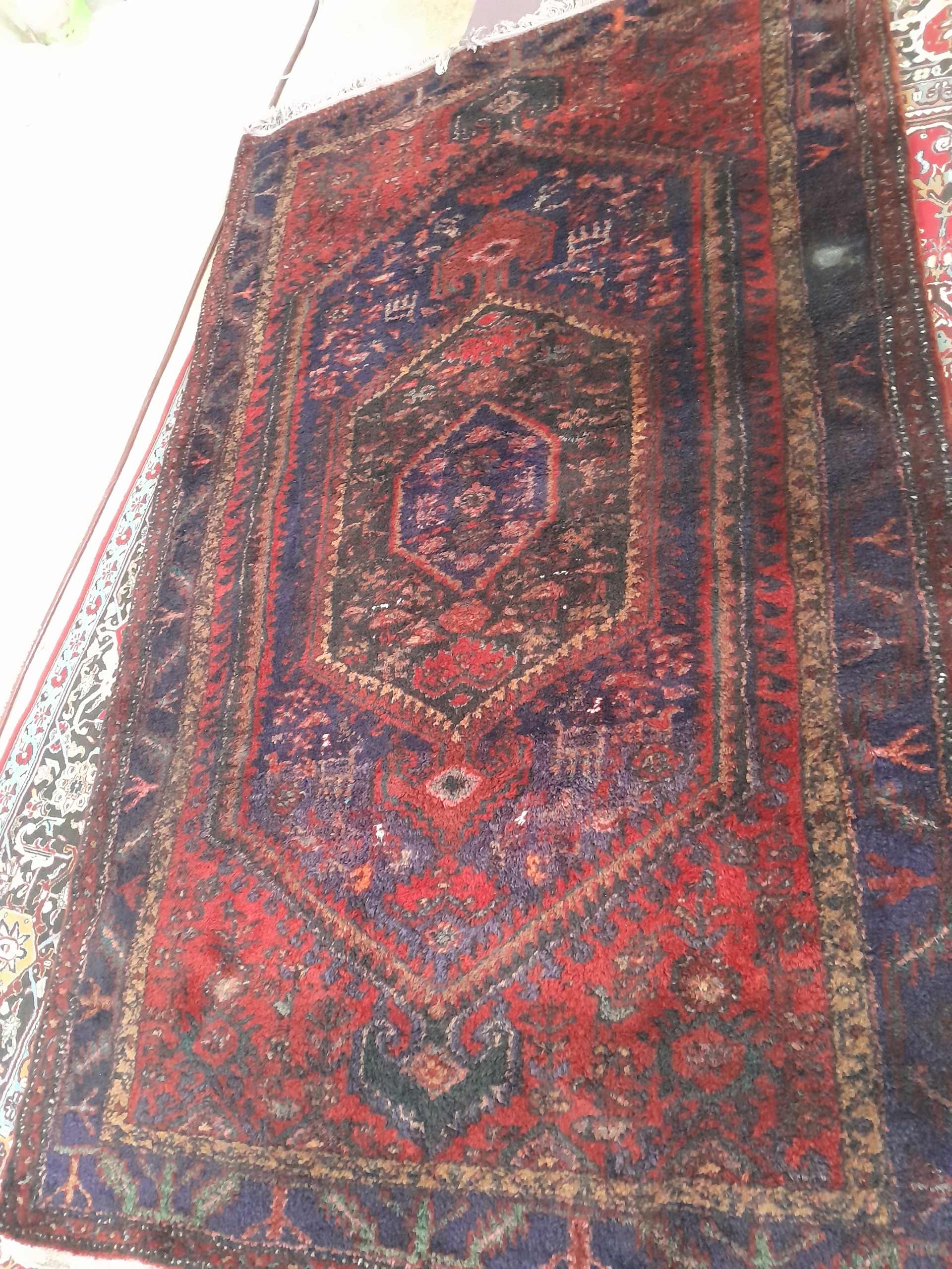فرش دستباف پشمی