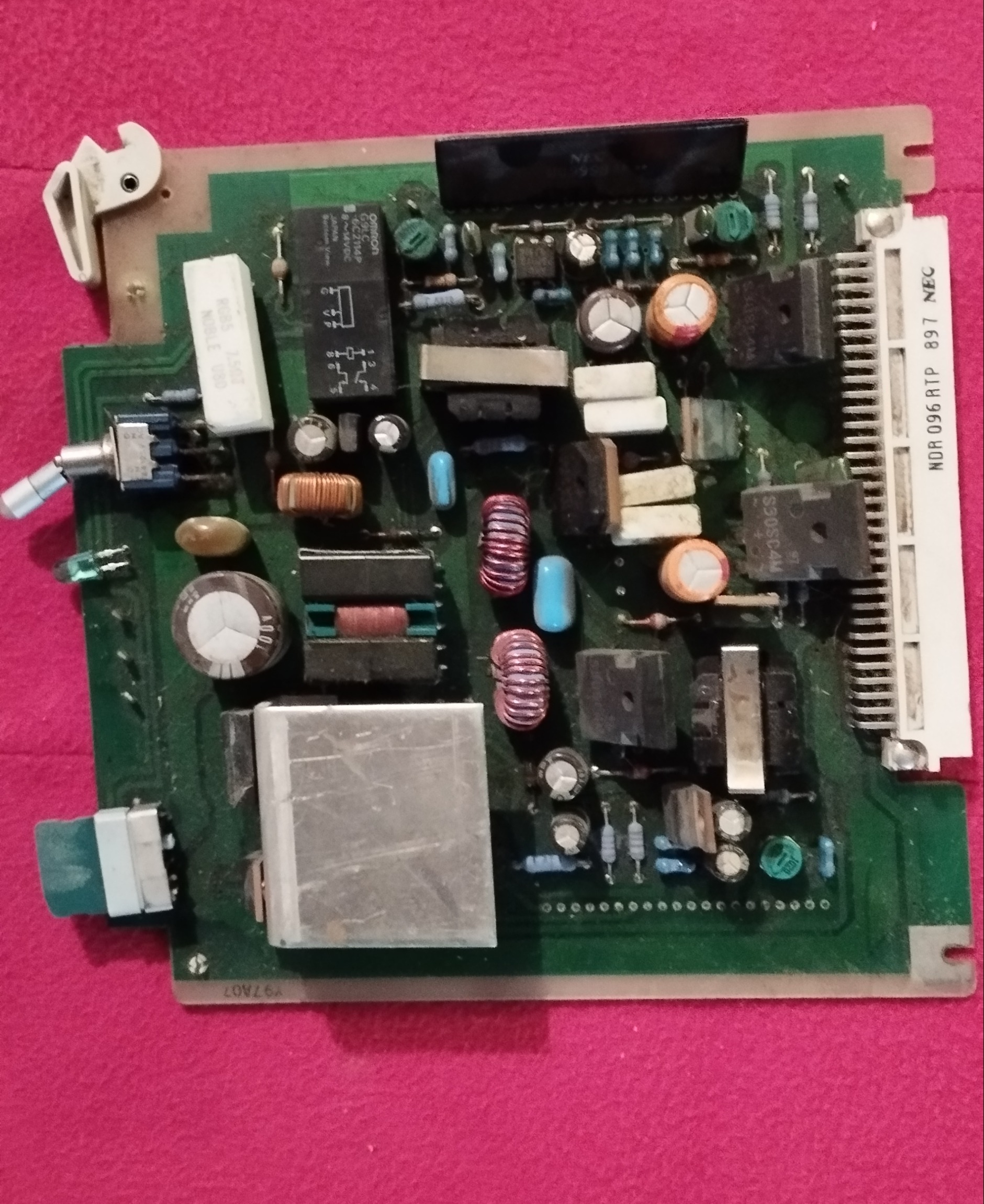 برد مخابراتی ژاپنی