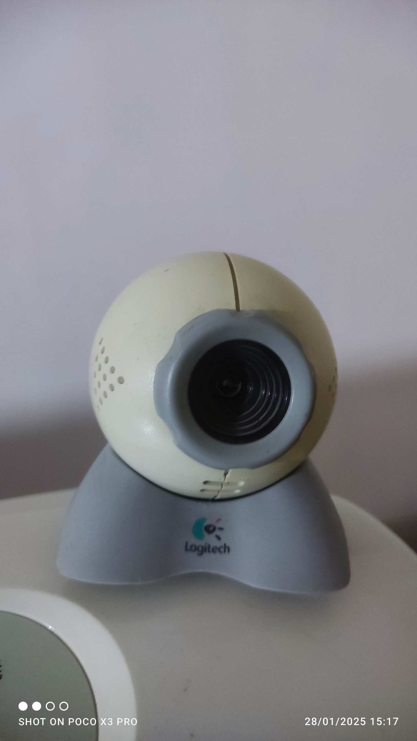 وب کم قدیمیlogitech