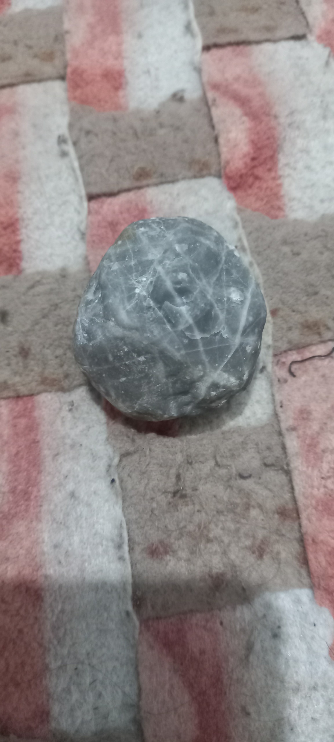 سنگ توپی طبیعی راف