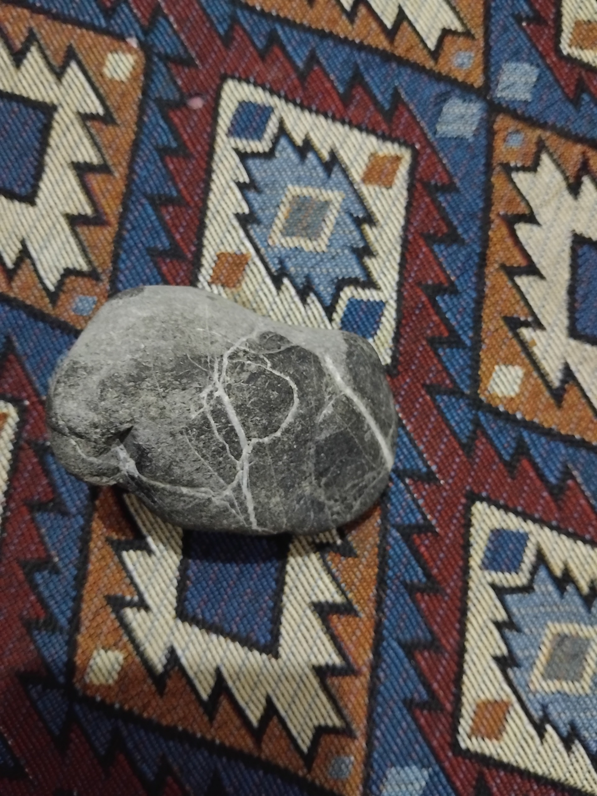 کهربای سیاه راف