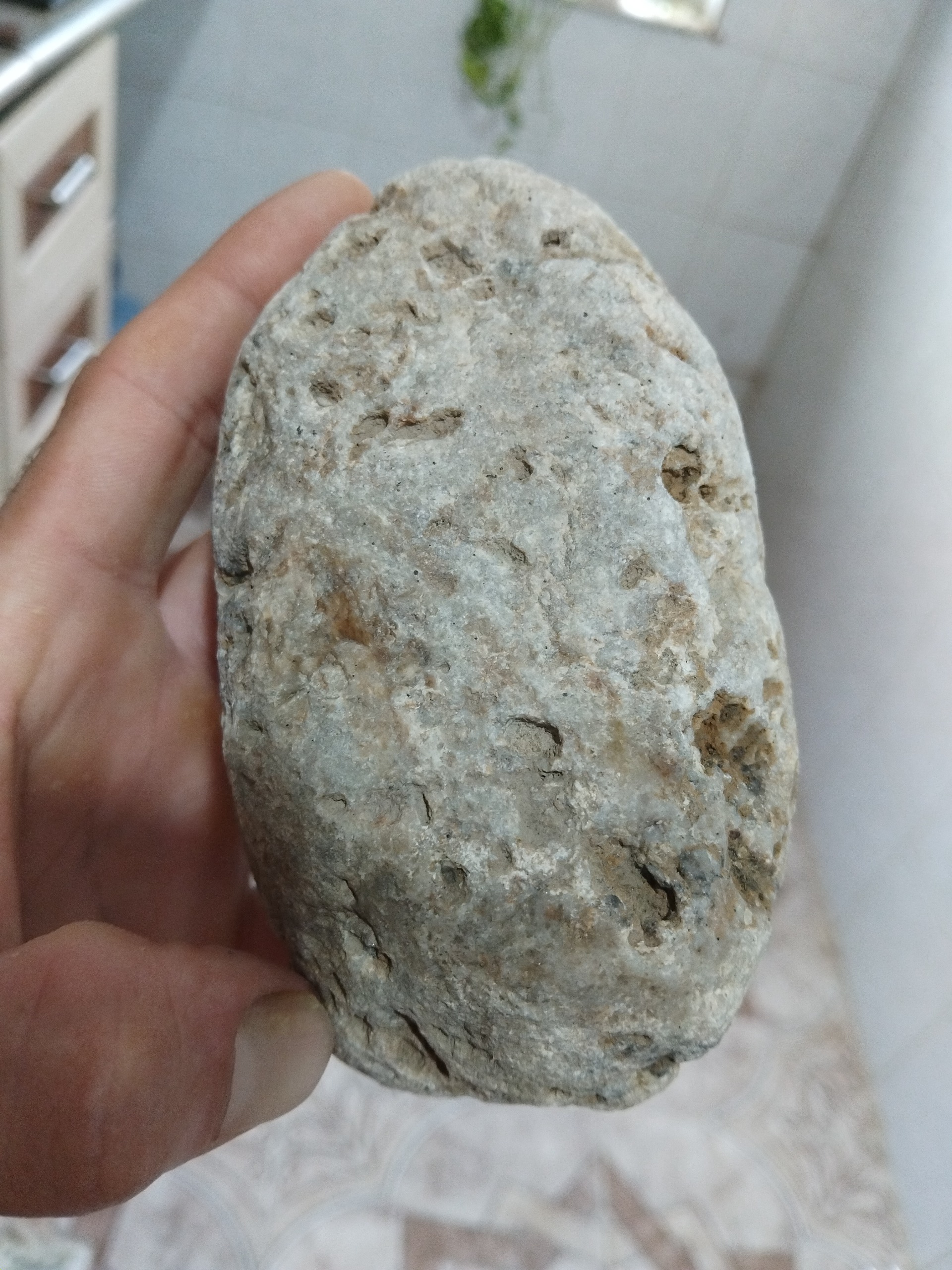 سنگ کریستالی سختی بالا