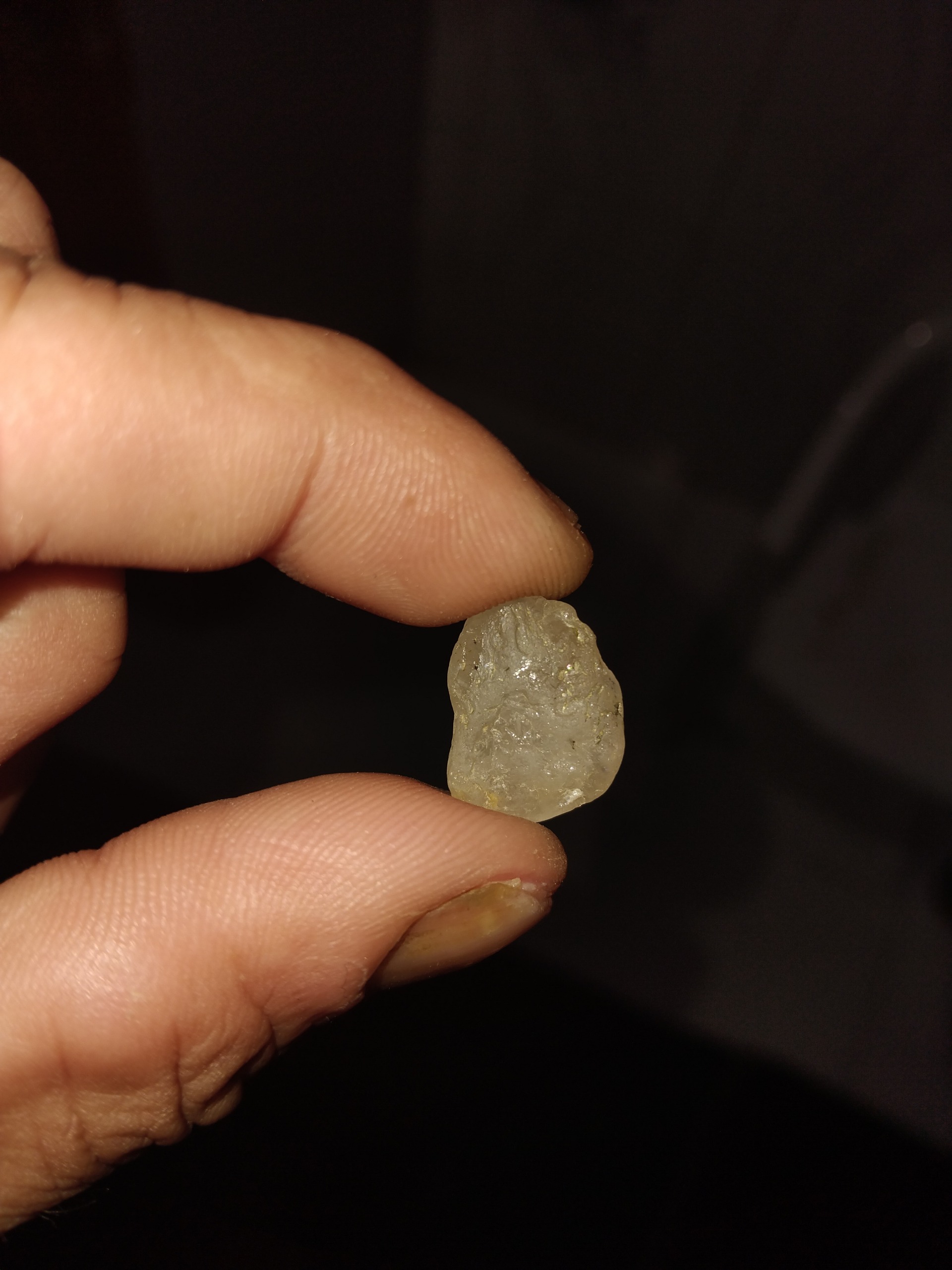 سنگ سفید شفاف اصل