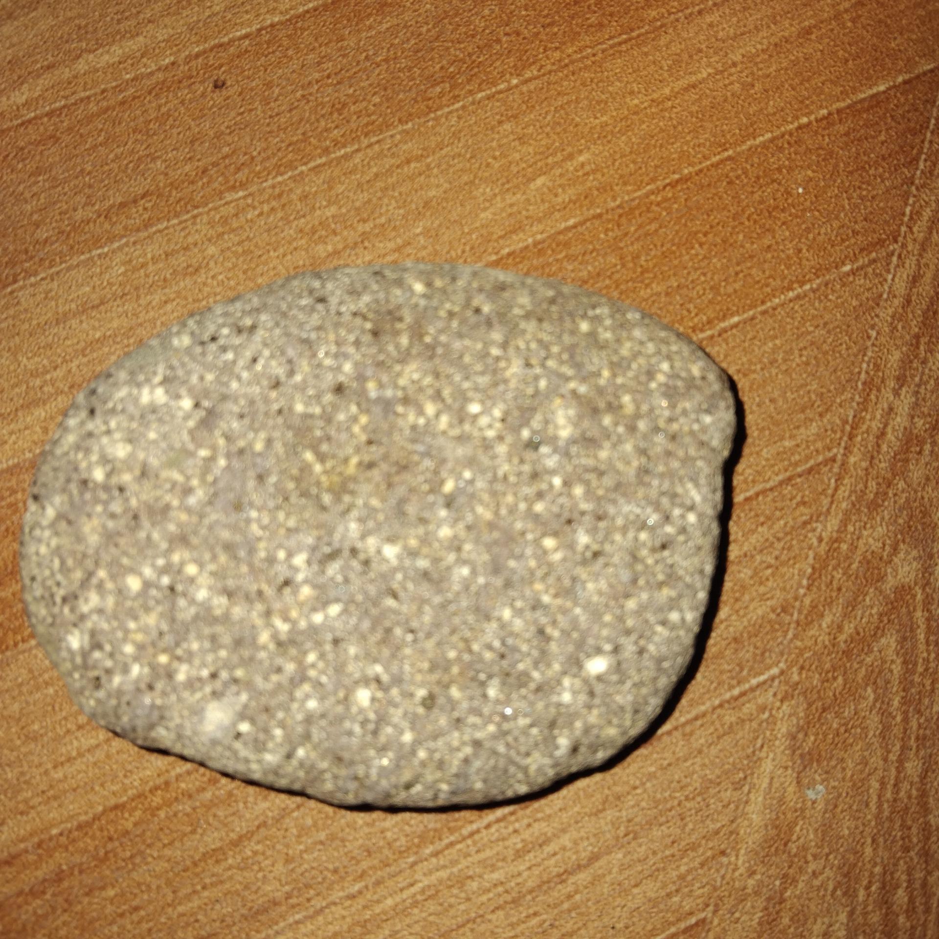 سنگ مشکوک زیبا