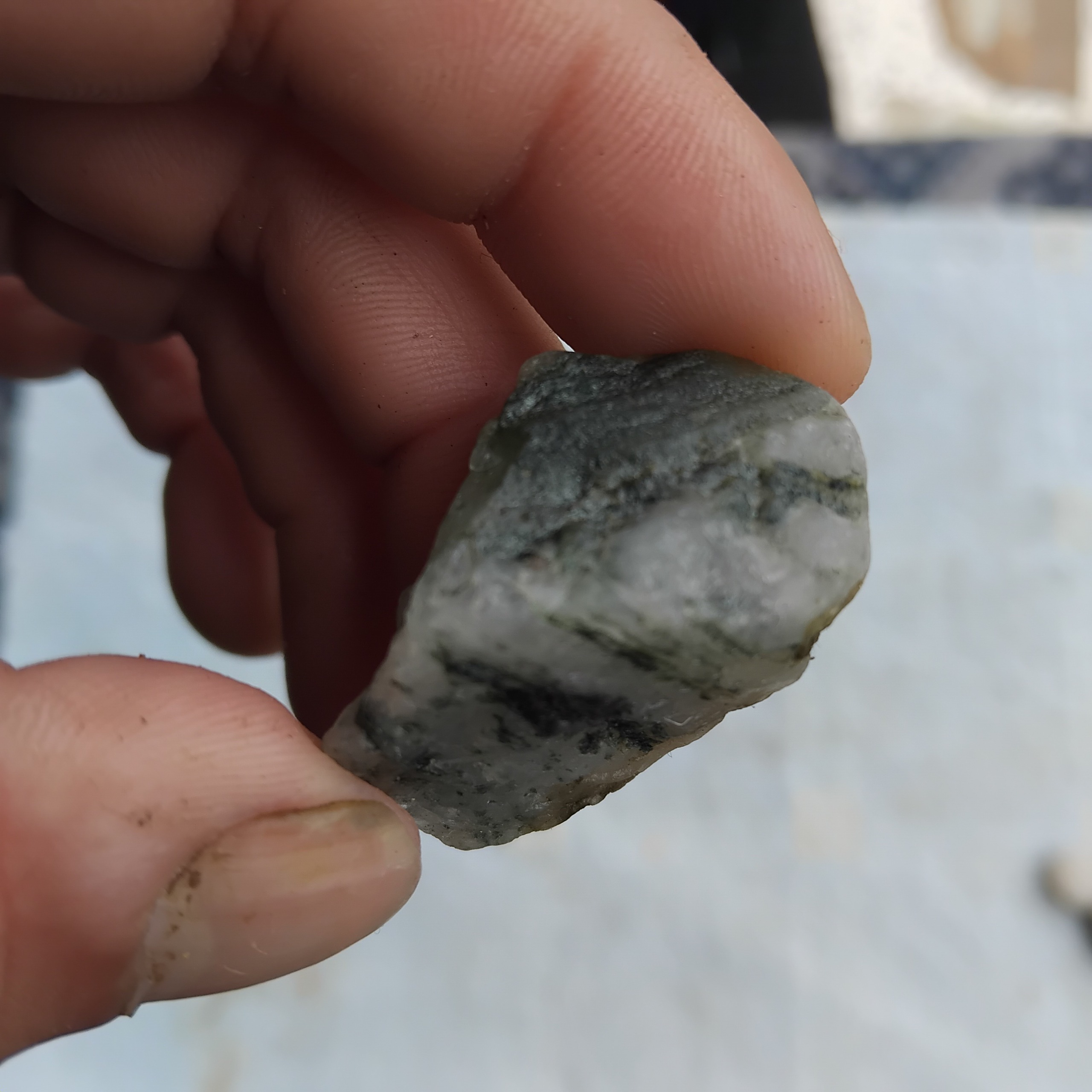 کریستال یاقوتی زیبا