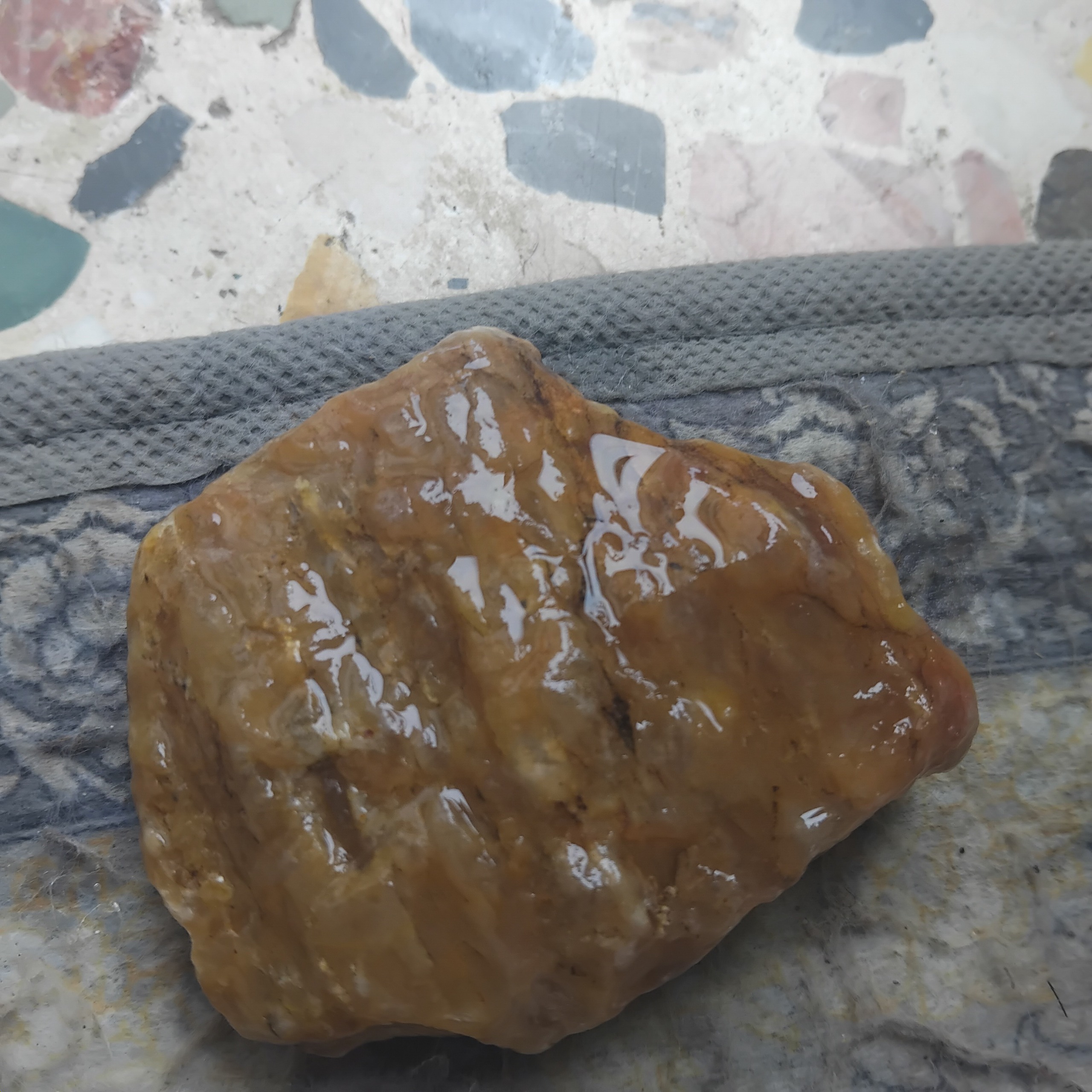 سنگ زیبا راف مخصوص نگین