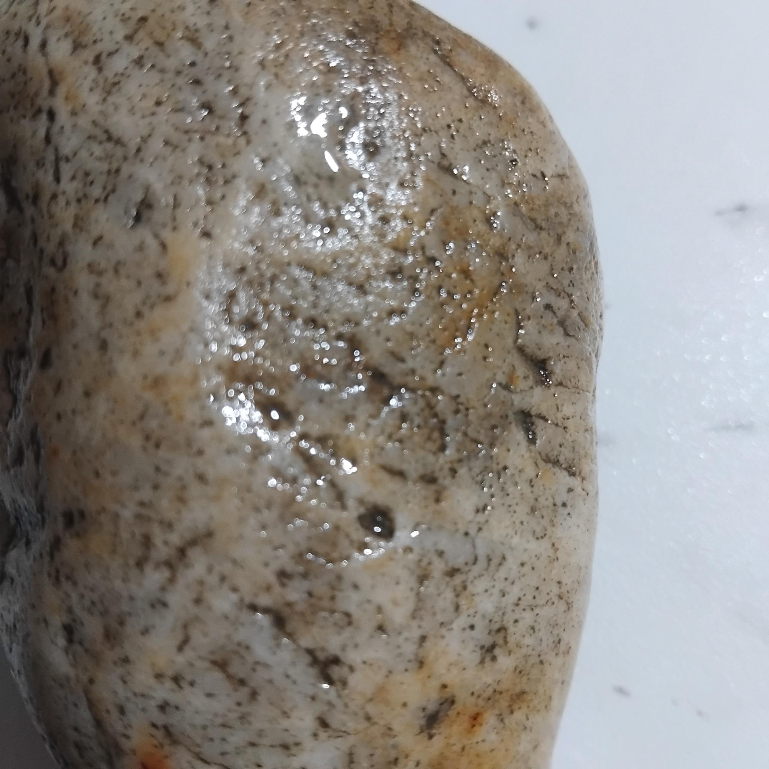 سنگ کمیاب بزرگ راف